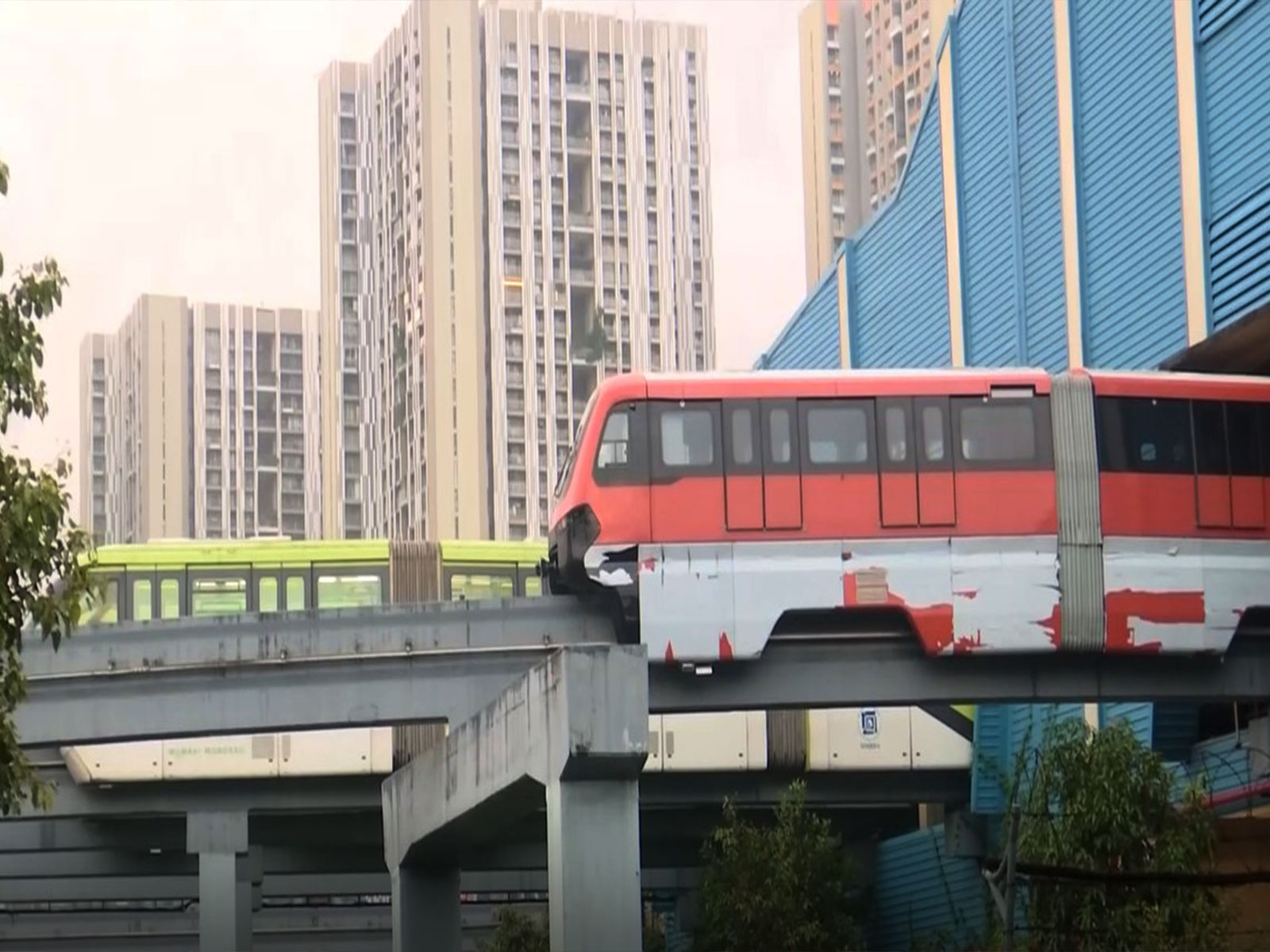 MMRDA temprarily suspends Mumbai monorail services (Photo/ANI)
