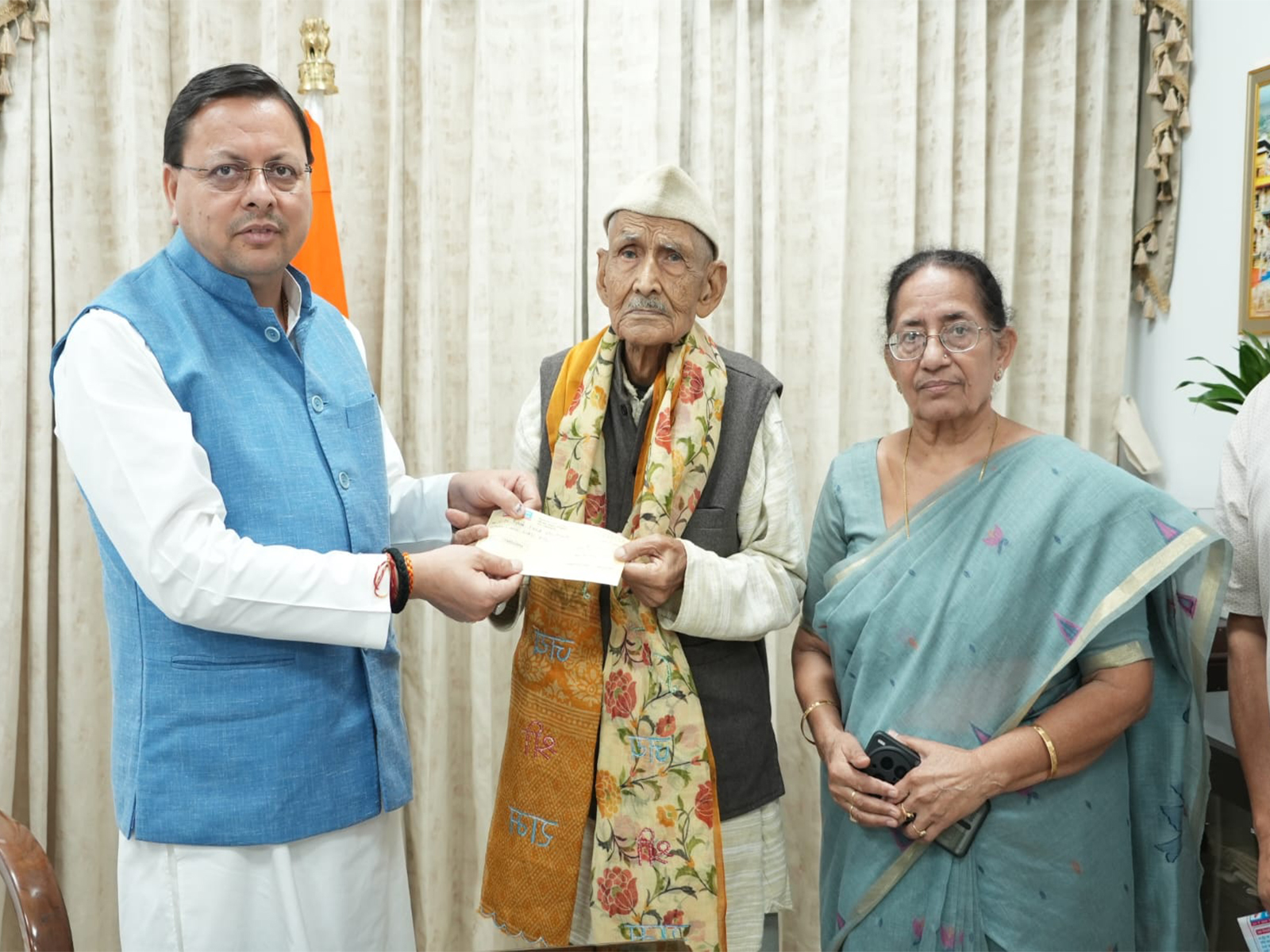 96-year-old donated Rs 7 lakh to Uttarakhand CM Relief Fund (Photo/CMO)