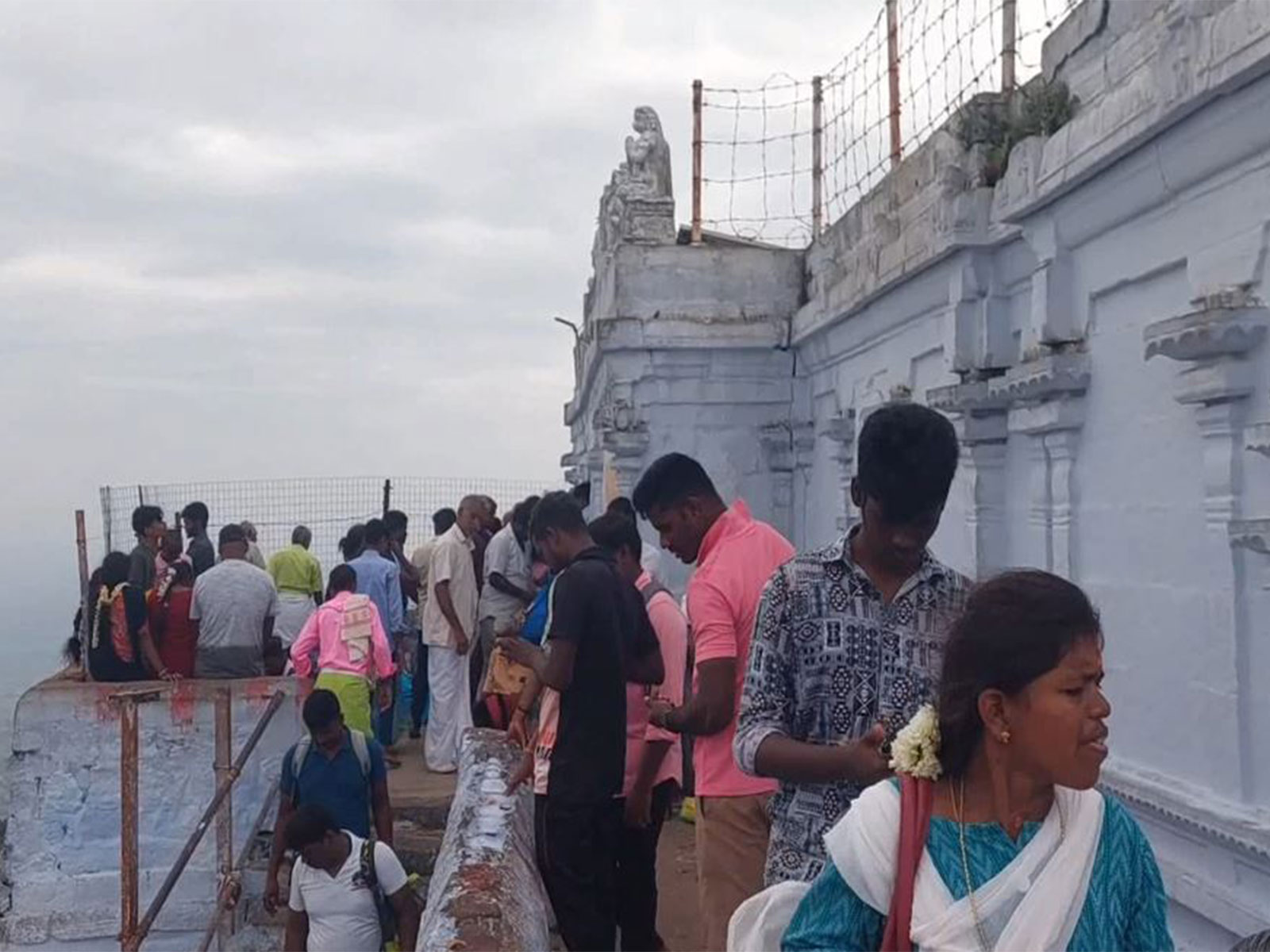 Thousands of devotees throng Thalaimalai Sanjeeviraya Perumal Temple on Purattasi in Trichy, Tamil Nadu (Photo/ANI)
