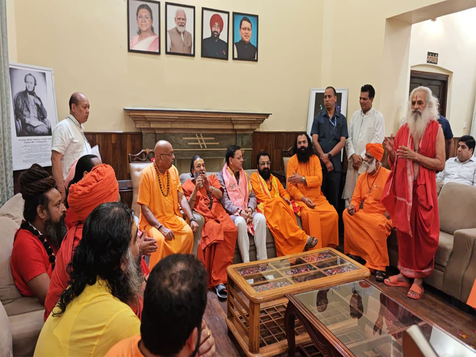 Akhara Parishad pays a courtesy visit to  Pushkar Singh Dhami (Photo/CMO) 