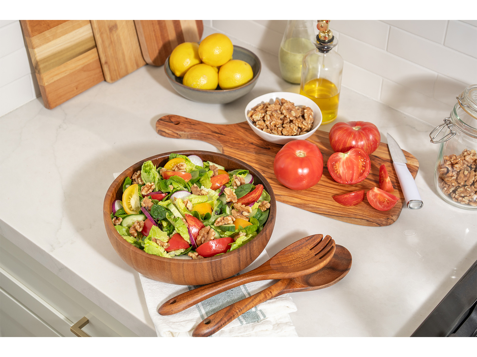 Healthy eating with California walnuts