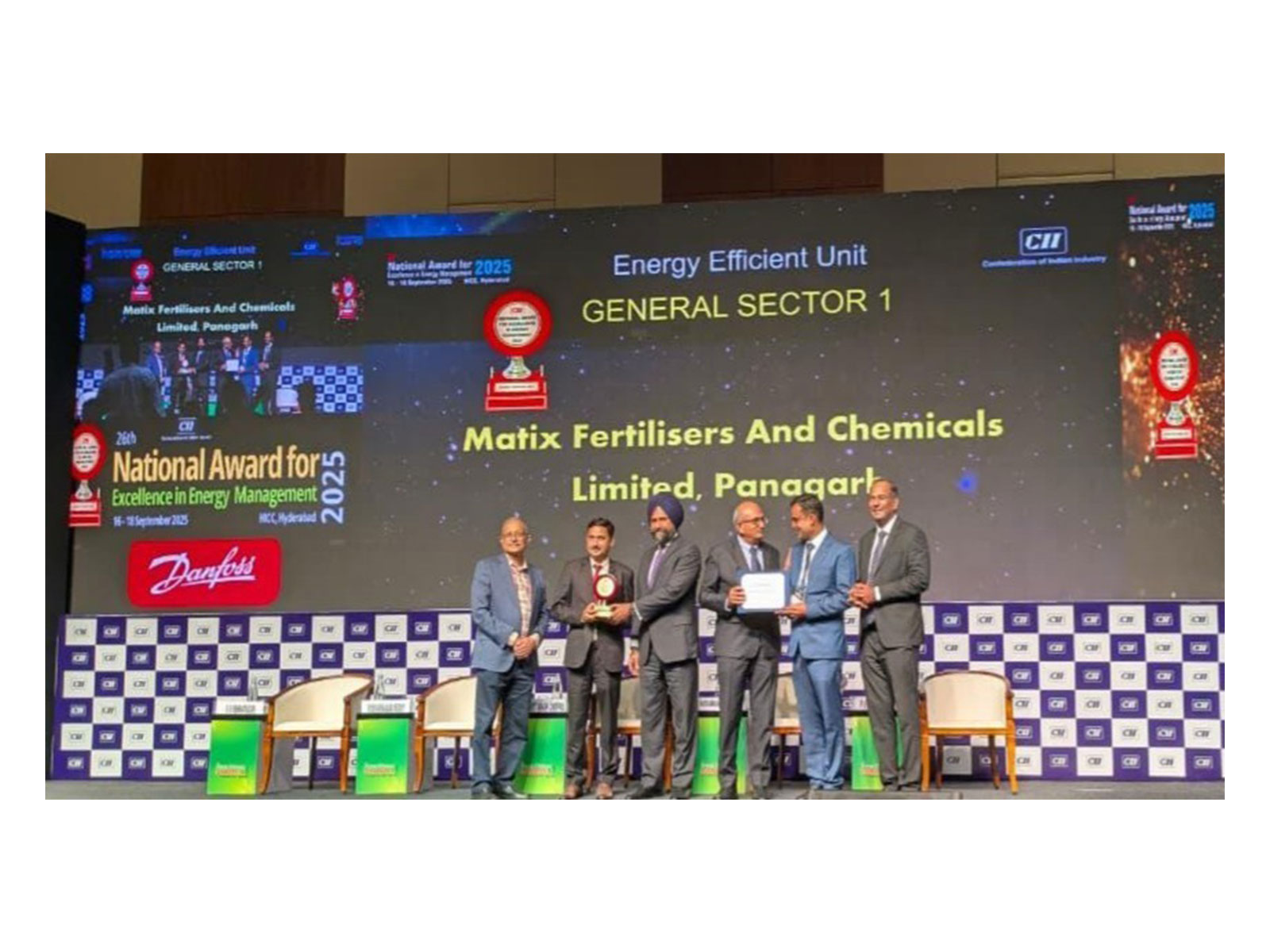 Matix Fertilisers’ Panagarh plant wins CII Energy Efficiency Unit Award in Hyderabad.
