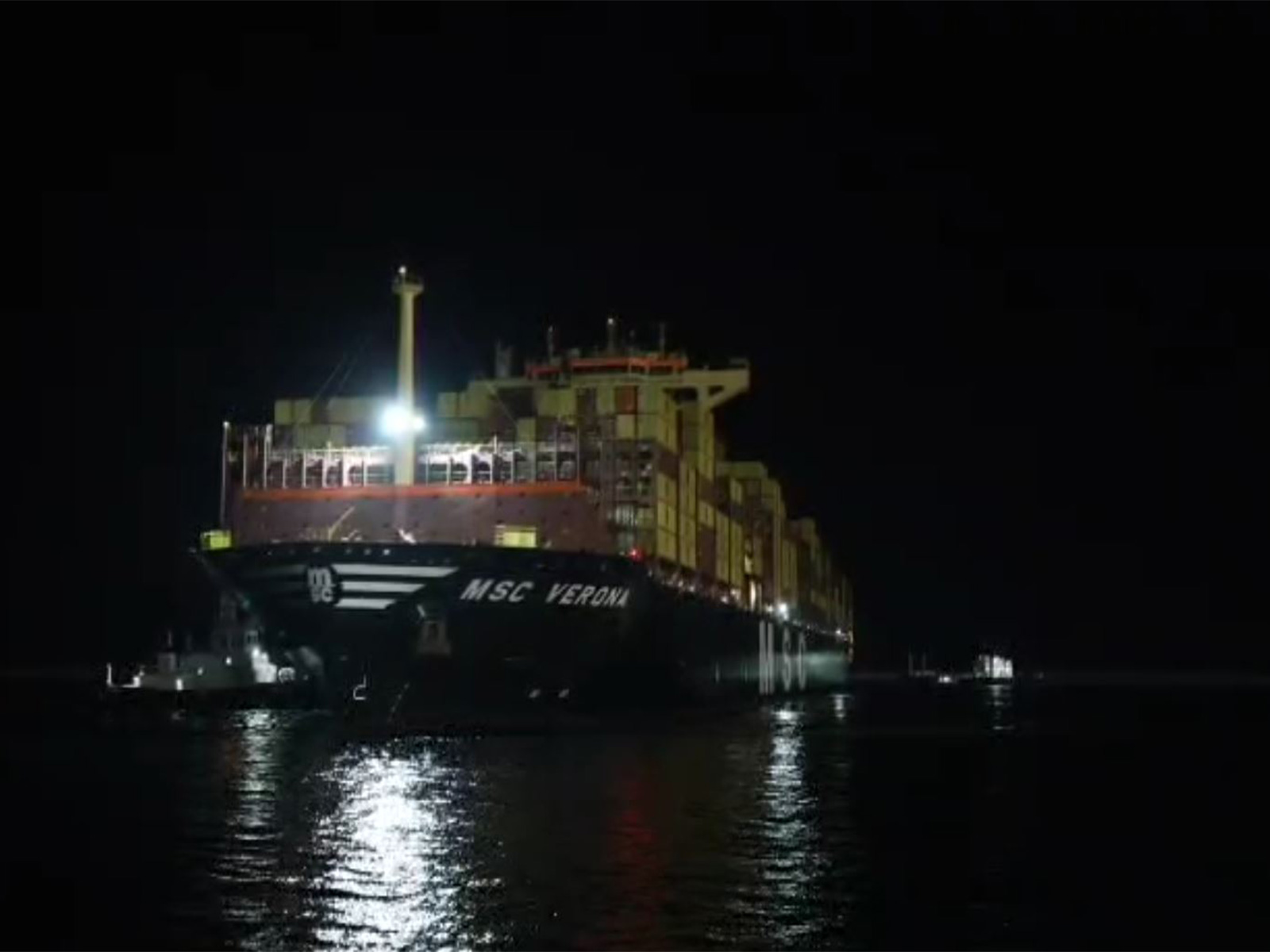  MSC Verona at Vizhinjam Port (Photo source: Adani)