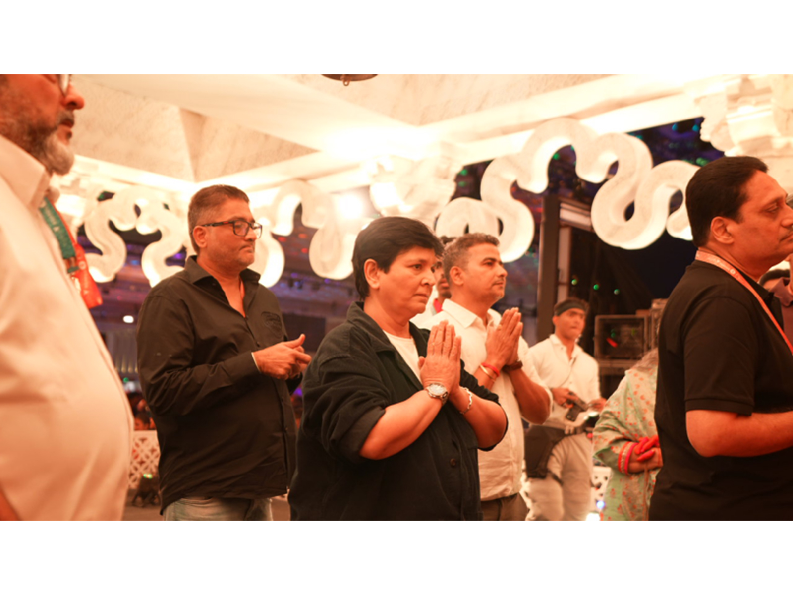 Falguni Pathak Unveils First Look of India’s Biggest Outlet Mall at Jio World Convention Centre