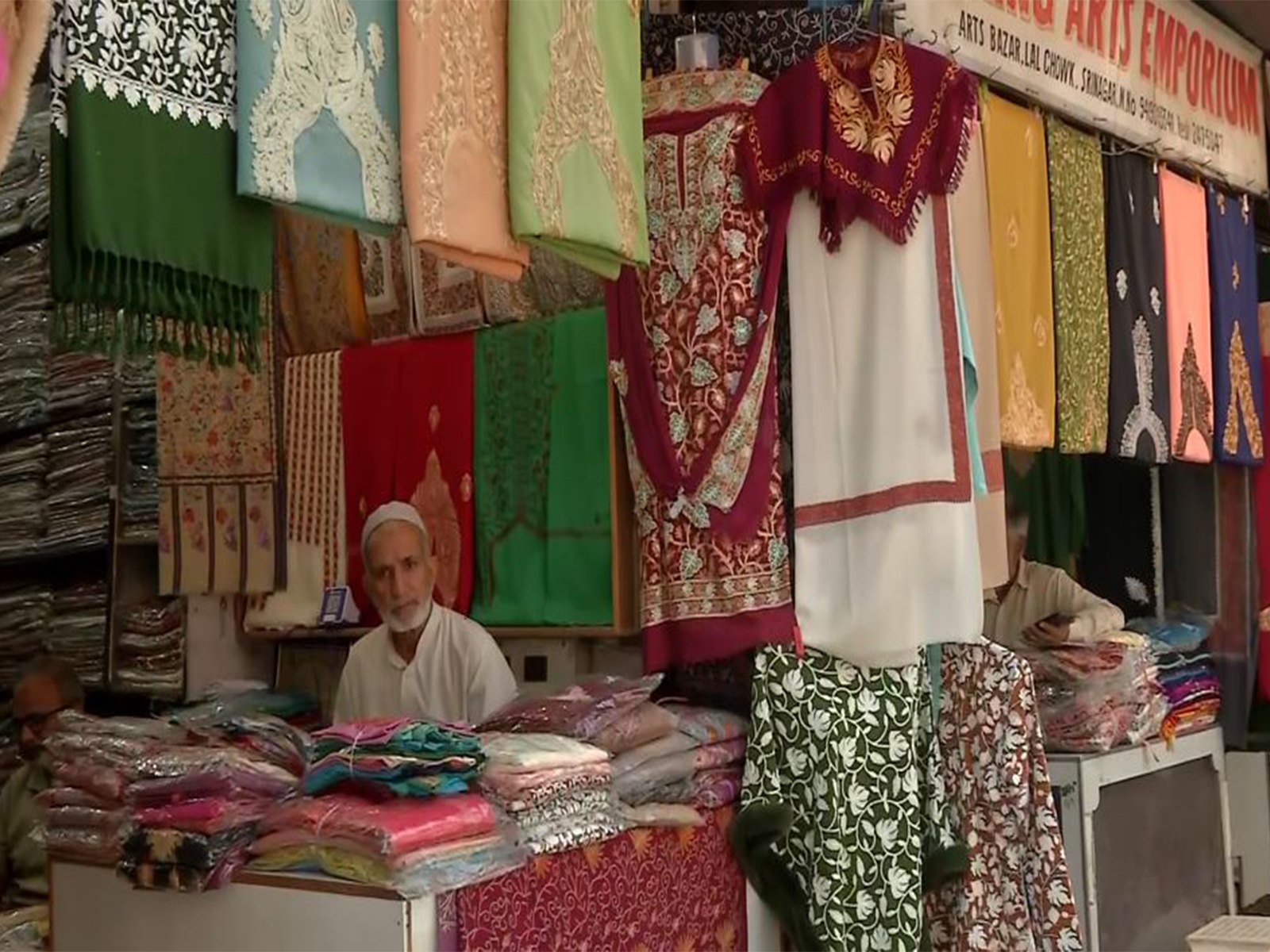 Visual from a shop in Srinagar(Photo/ANI)