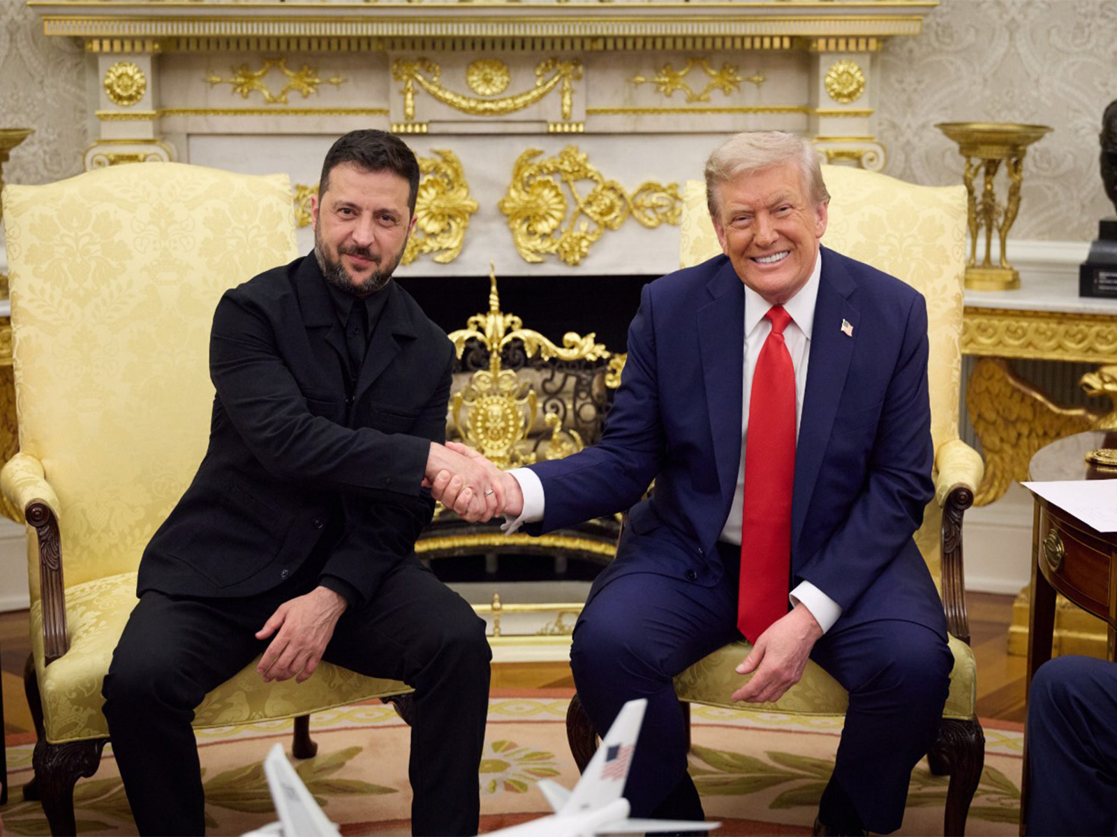 US President Donald Trump with Ukrainian President Volodymyr Zelenskyy (Photo/X@ZelenskyyUa)