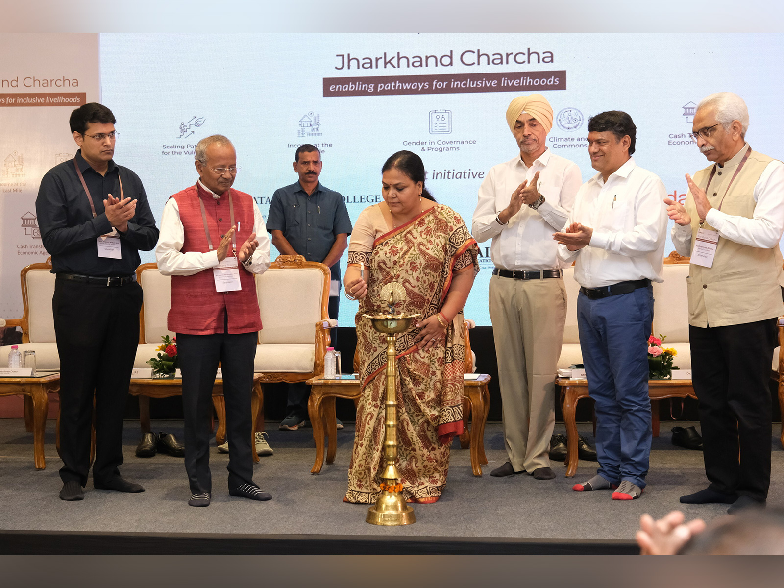Smt. Dipika Pandey Singh, Hon'ble Minister, Rural Development, Rural Works & Panchayati Raj Department, GoJ, inaugurates Jharkhand Charcha 2025 in Ranchi.