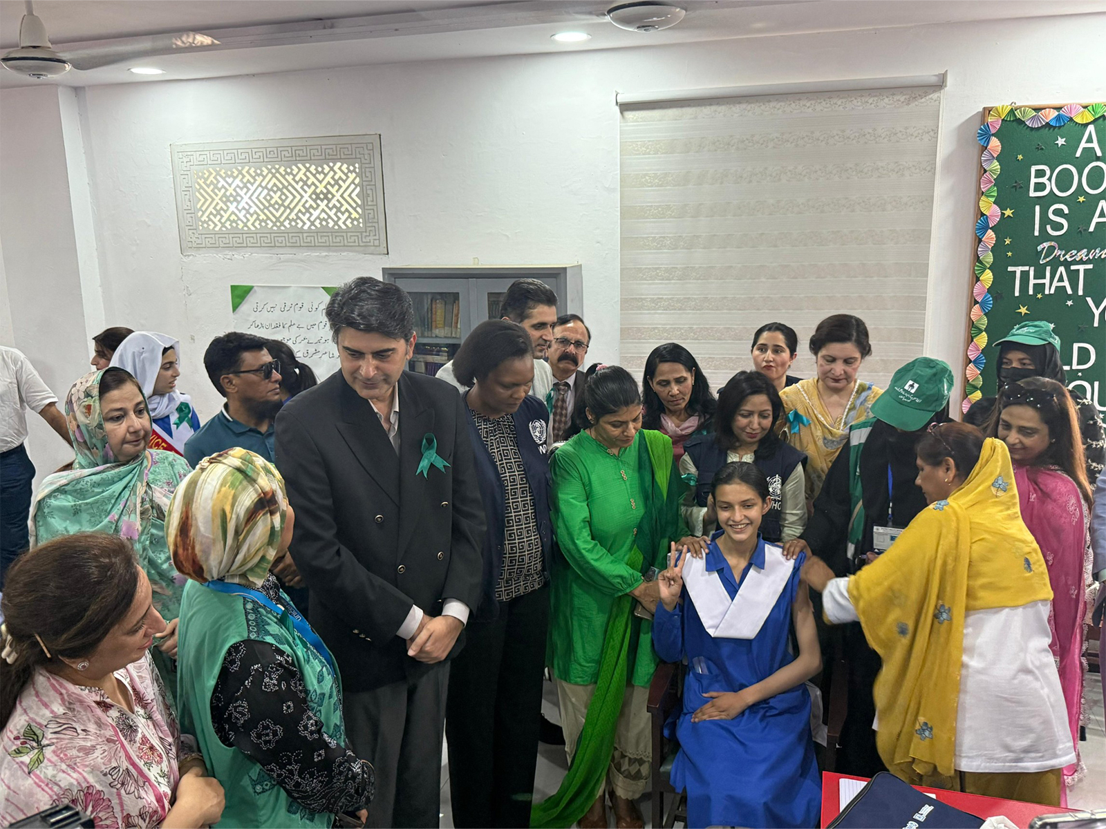 A schoolgirl receives the HPV vaccine in Pakistan (Image: X/@WHOPakistan)