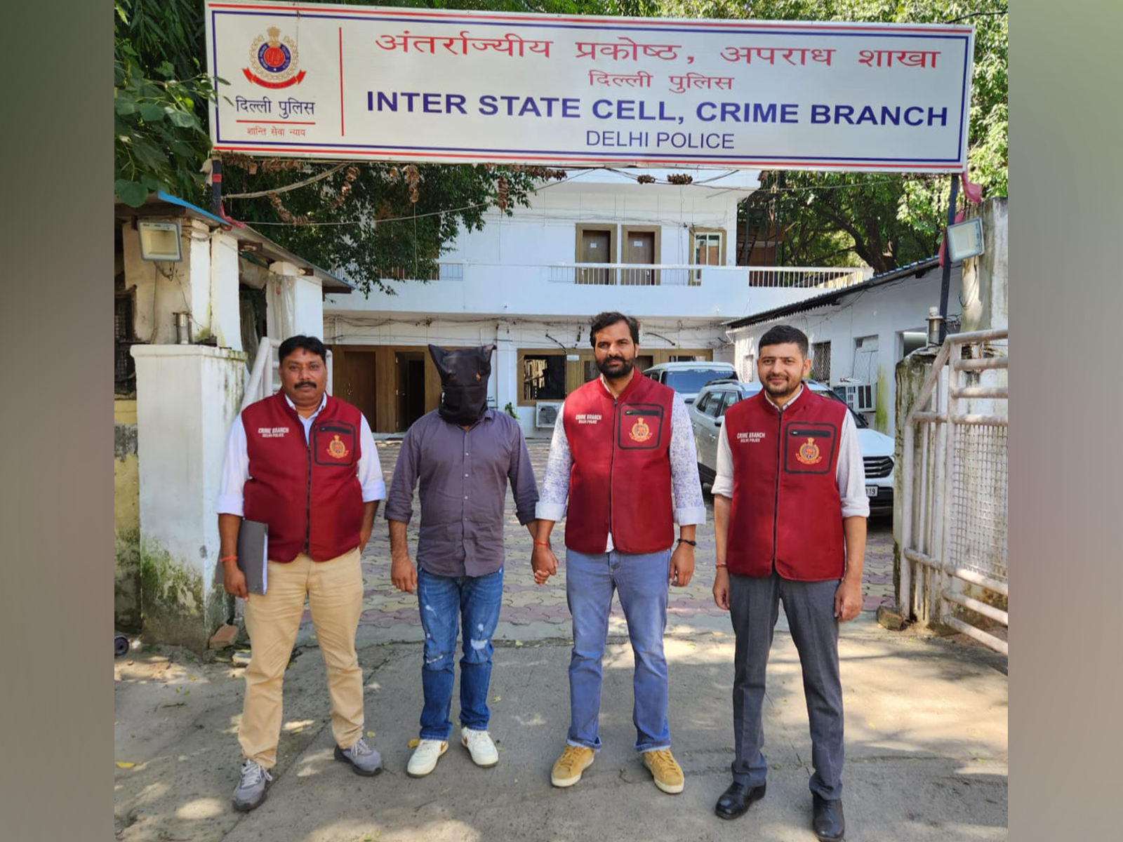 Delhi Police Crime Branch arrests Managing director of unregistered manpower agency (Photo/X @CrimeBranchDP) 