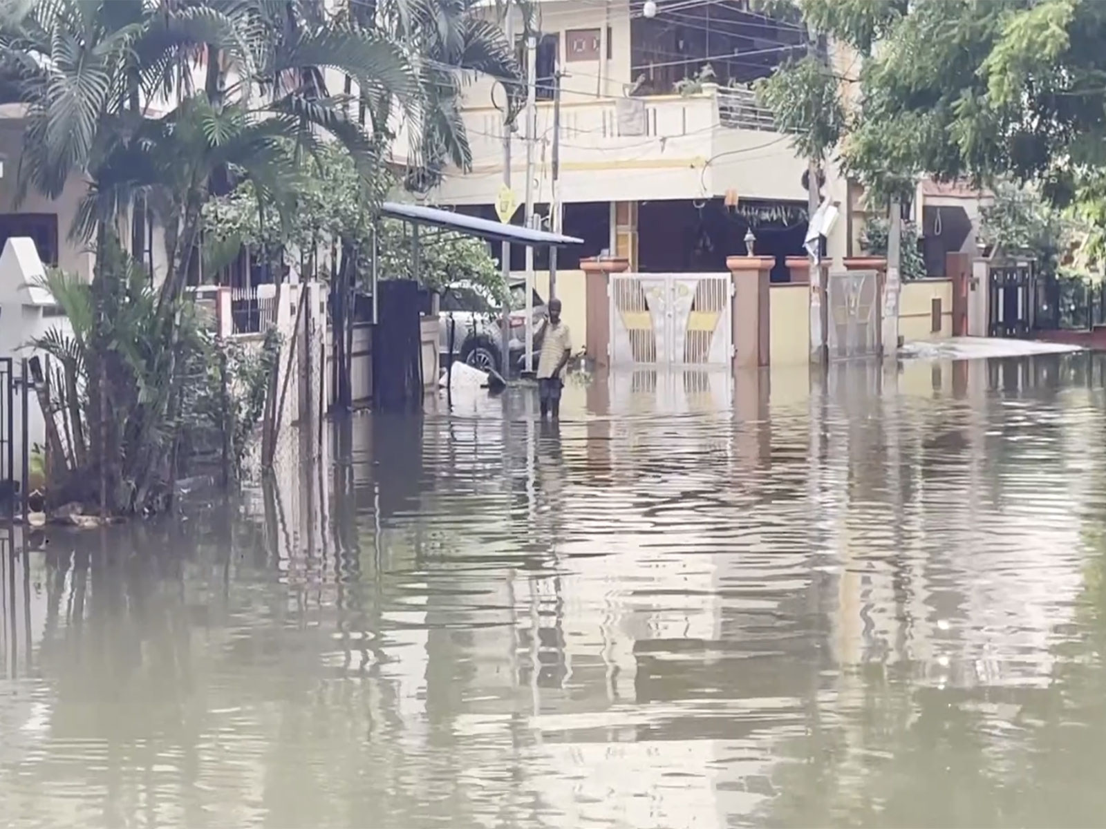 Heavy rain causes waterlogging in Mithila Nagar Colony in Rangareddy (Photo/ANI)