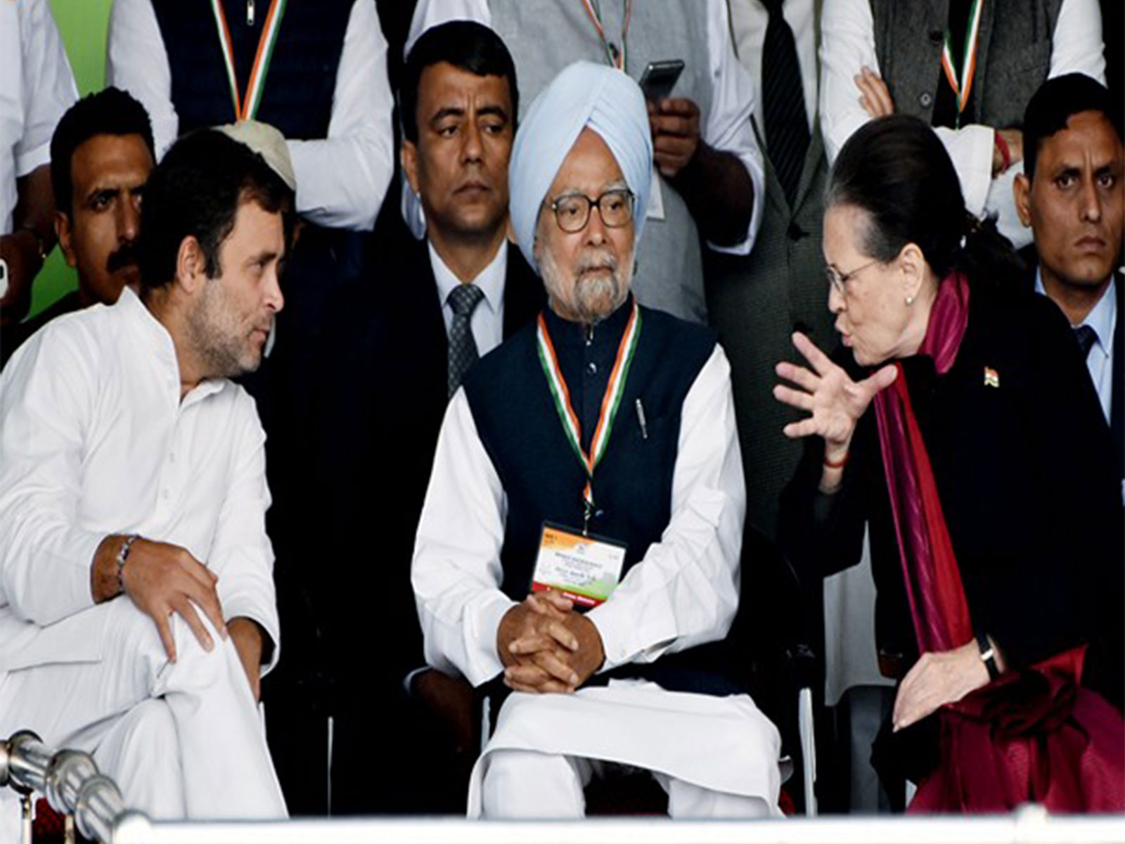 Congress leader Rahul Gandhi with former PM Manmohan Singh and Sonia Gandhi (File Photo/ANI)