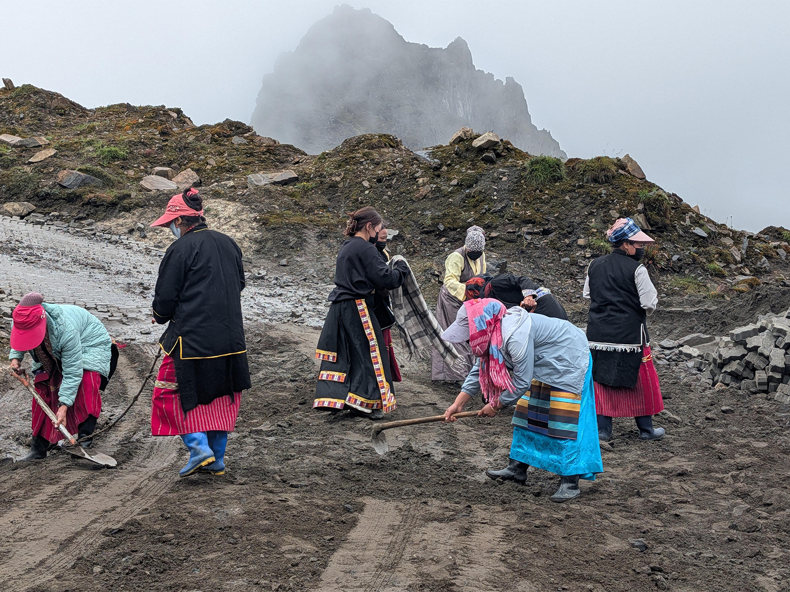 9 Tibetan refugee women employed as part of 763 Border Roads Task Force (BRTF) of Project Vartak (Photo/BRO) 