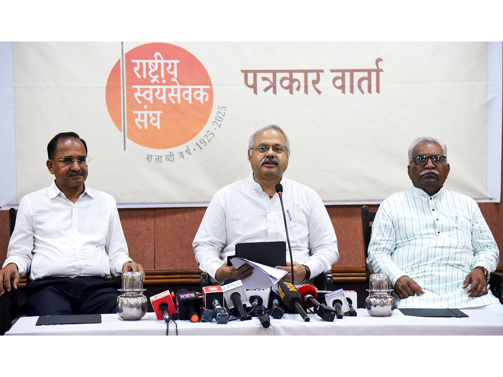 RSS Prachar Pramukh Sunil Ambekar and others during a press conference (File Photo/ANI)