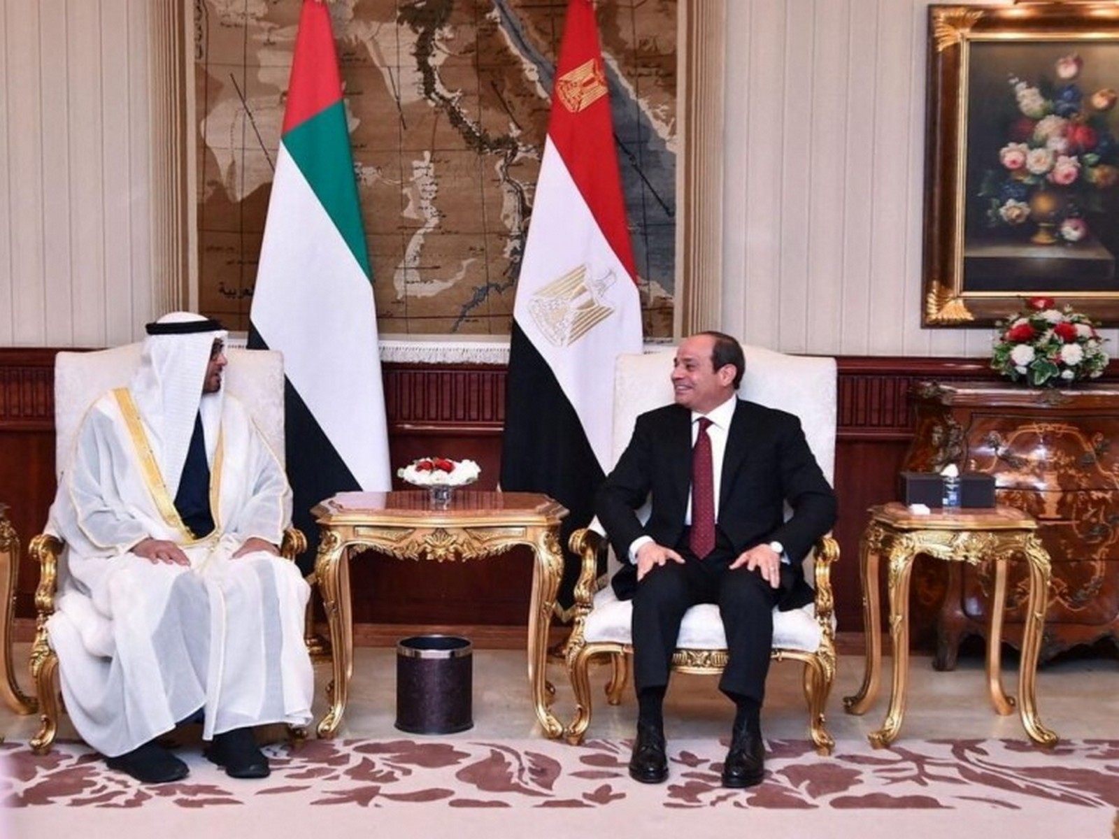 UAE President Sheikh Mohamed bin Zayed Al Nahyan meets Egyptian President Abdel Fattah El-Sisi at the presidential palace in Cairo (File Photo/Reuters)