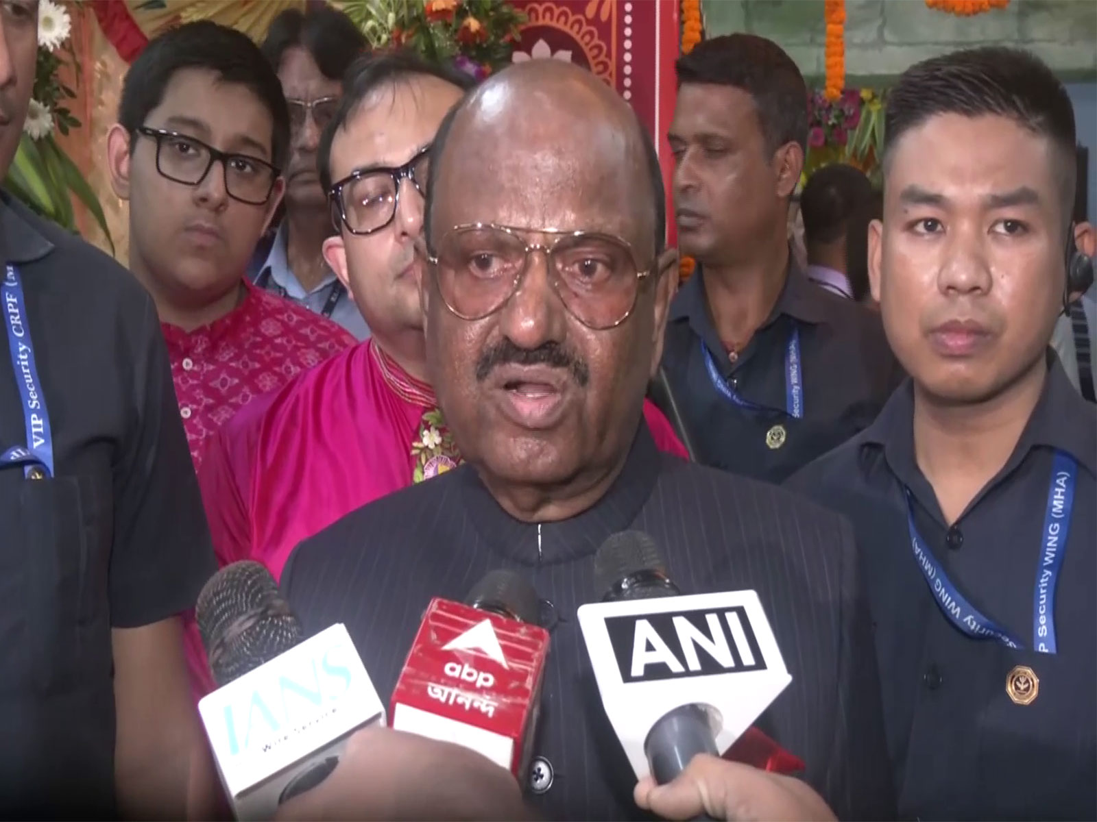 Governor C.V. Ananda Bose at Southern Avenue Durga Puja celebrations in Kolkata (Photo/ANI)