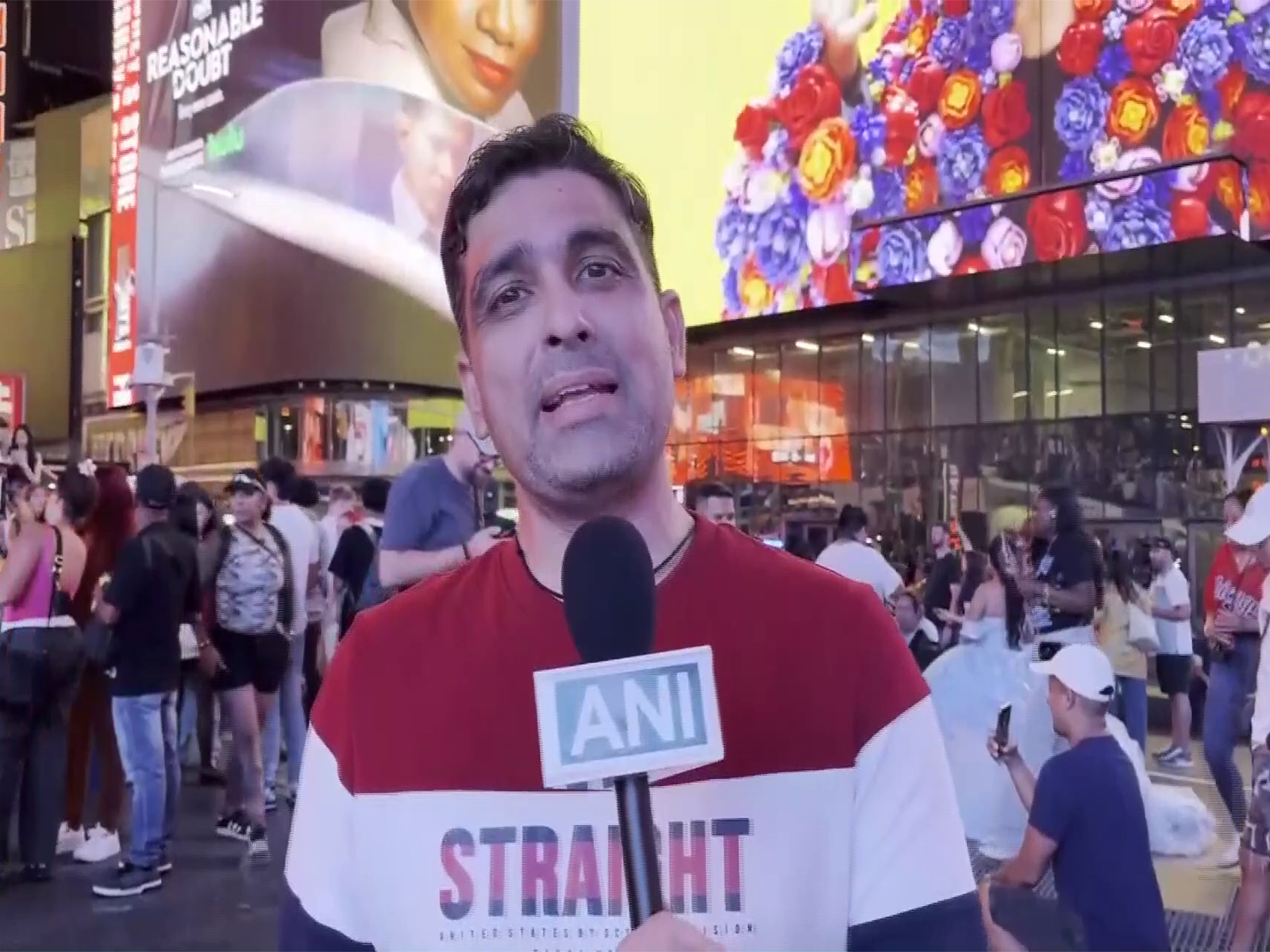 Indian Cricket Fan from New York (Photo: ANI)