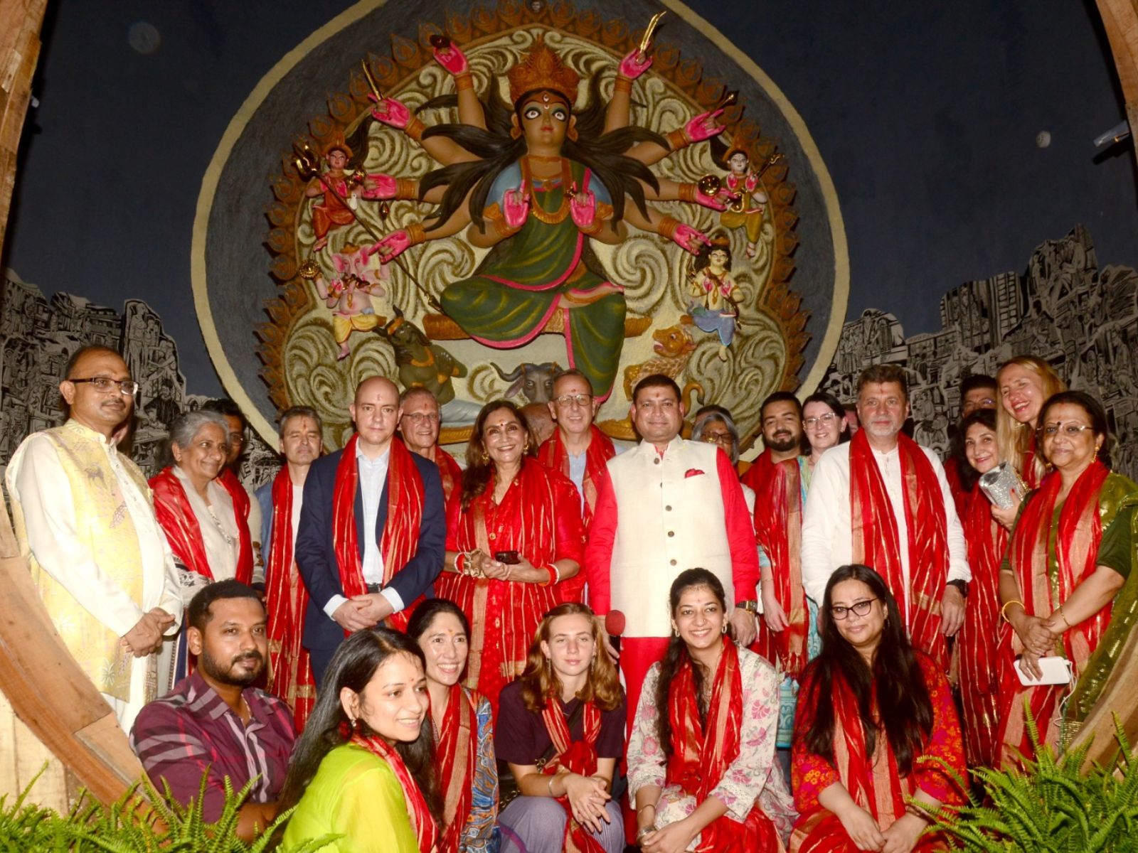 Sundeep Bhutoria, Chairman, Chaltabagan Durga Puja, with diplomats and consular corps from Britain, France, Estonia, Guatemala, Germany, Italy, Sri Lanka and Ukraine
