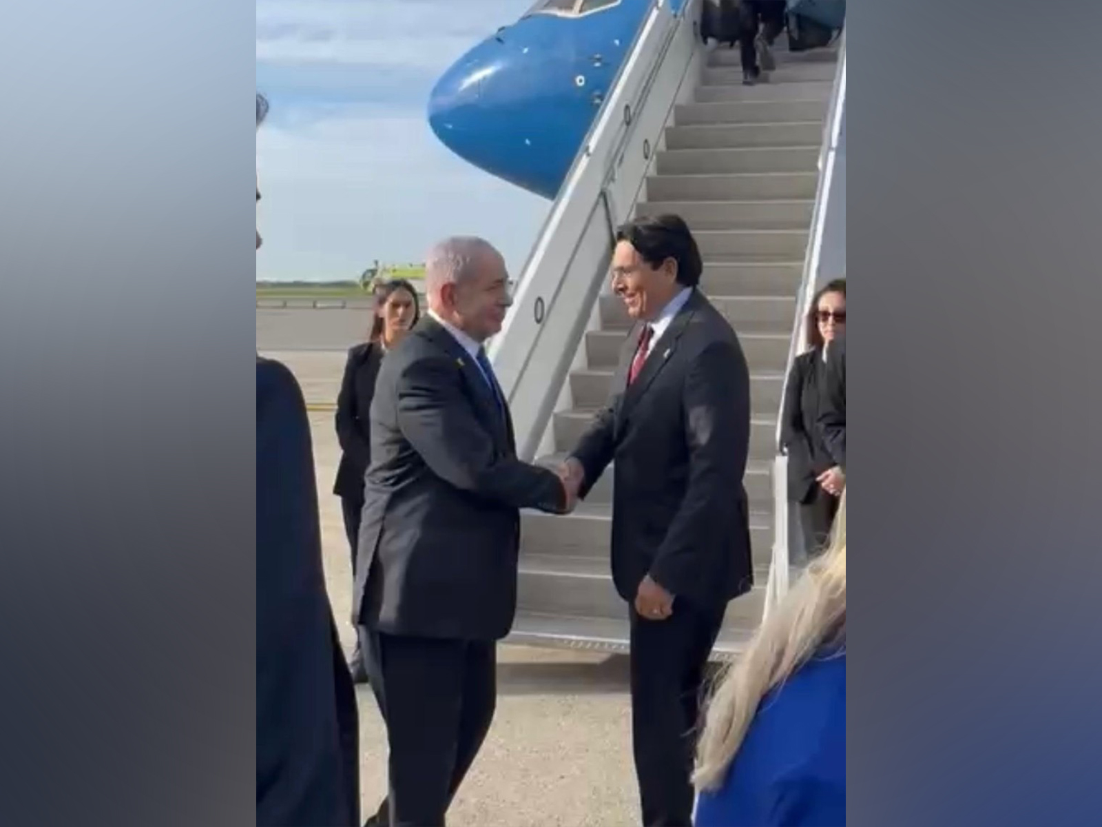Israel’s UN Ambassador Danny Danon wishes PM Benjamin Netanyahu success ahead of his Washington visit and meeting with US President Donald Trump at the White House (Image: X/@dannydanon)