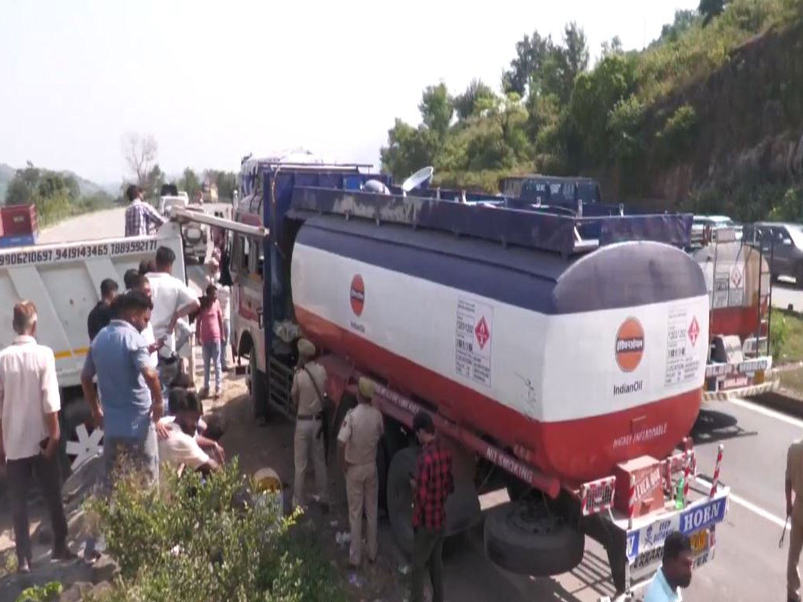 Seized oil tanker by the Udhampur Police (Photo/ANI)