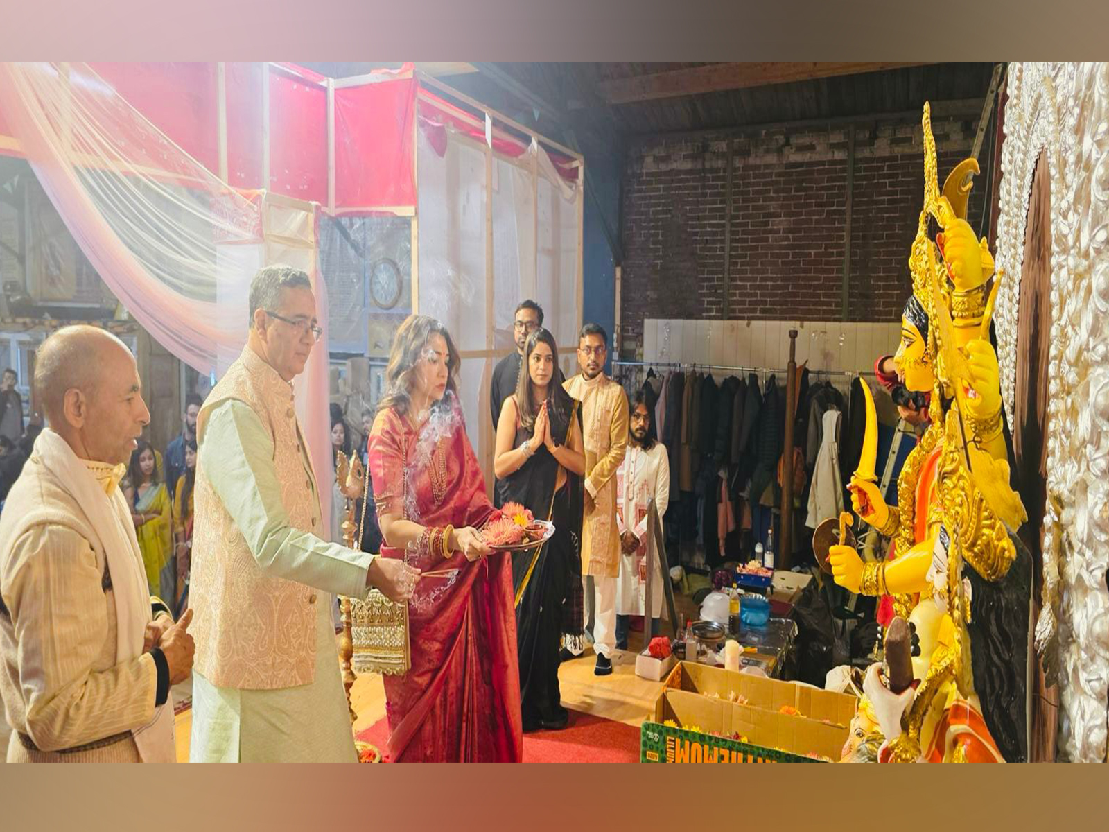 Navratri celebrations in Germany (Photo/ X@eoiberlin/status)