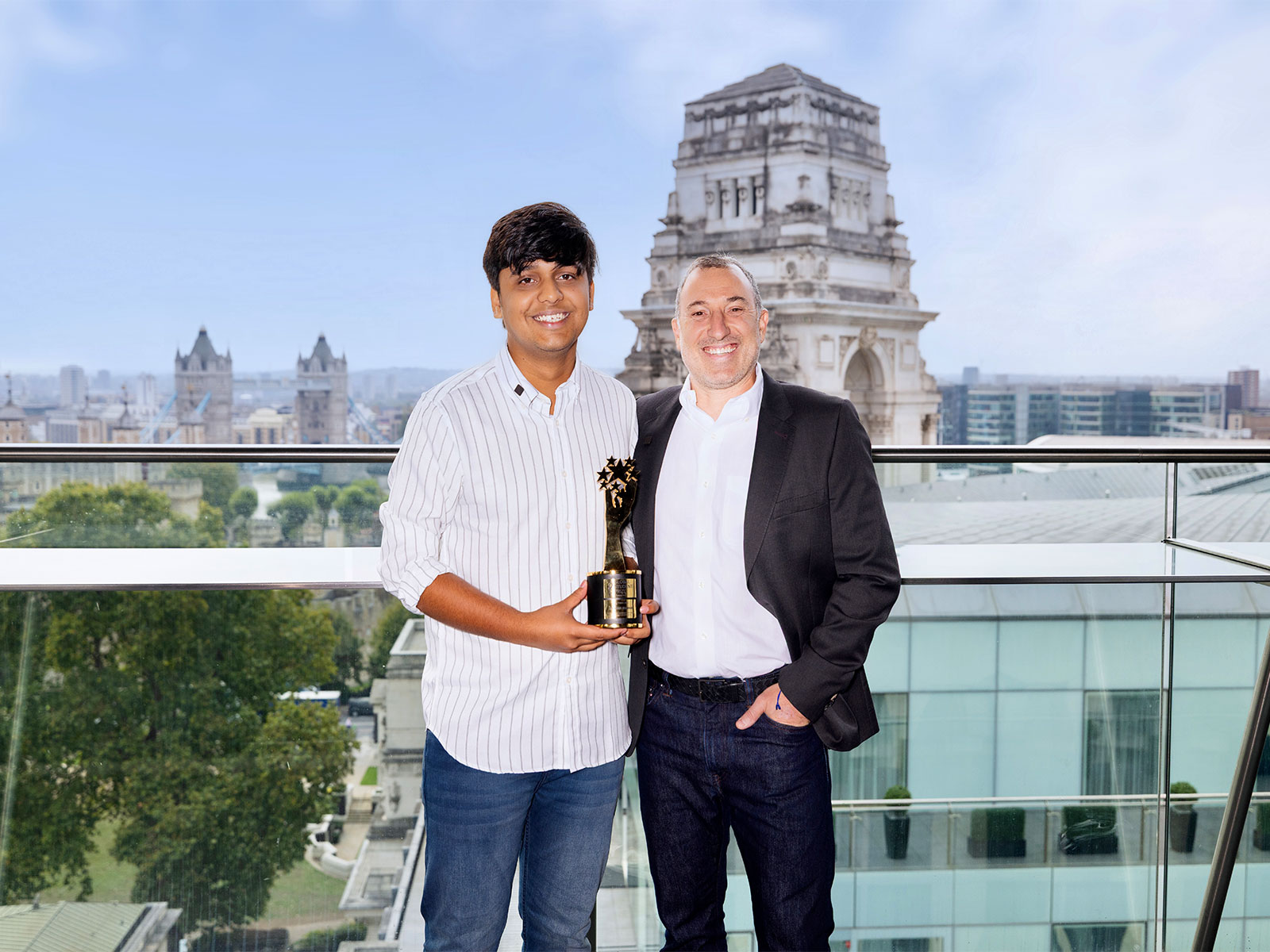 Nathan Schultz, CEO of Chegg, Awards Adarsh Kumar the Chegg.org Global Student Prize in London Nathan Schultz, CEO of Chegg, Awards Adarsh Kumar the Chegg.org Global Student Prize in London