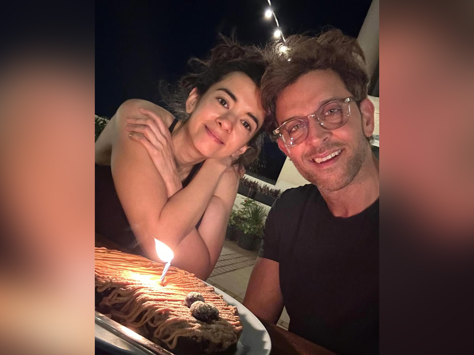 "Walking thru life with you": Hrithik Roshan drops adorable post for gf Saba on 4 years of togetherness