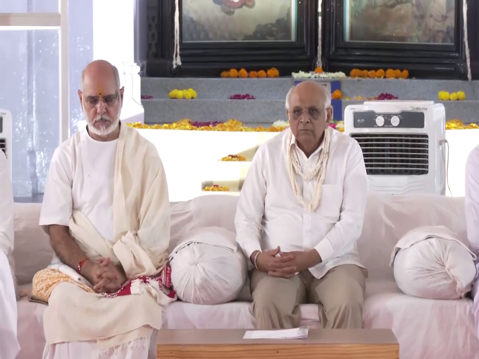 Gujarat CM Bhupendra Patel at Kirti Mandir in Porbandar (Photo/ANI)
