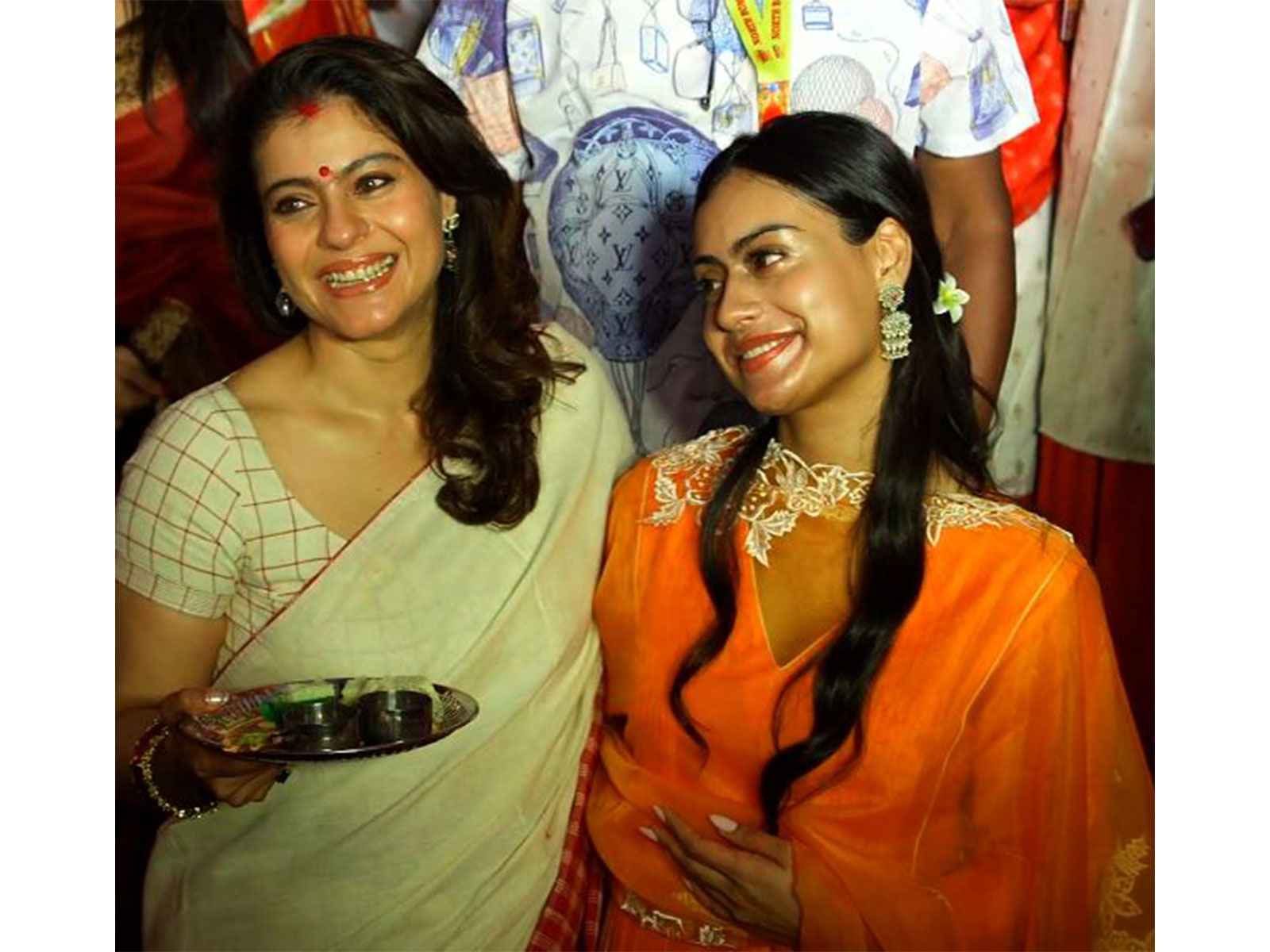 Kajol takes part in 'Sindoor Khela' ceremony with daugher Nysa, celebrities join the festivities