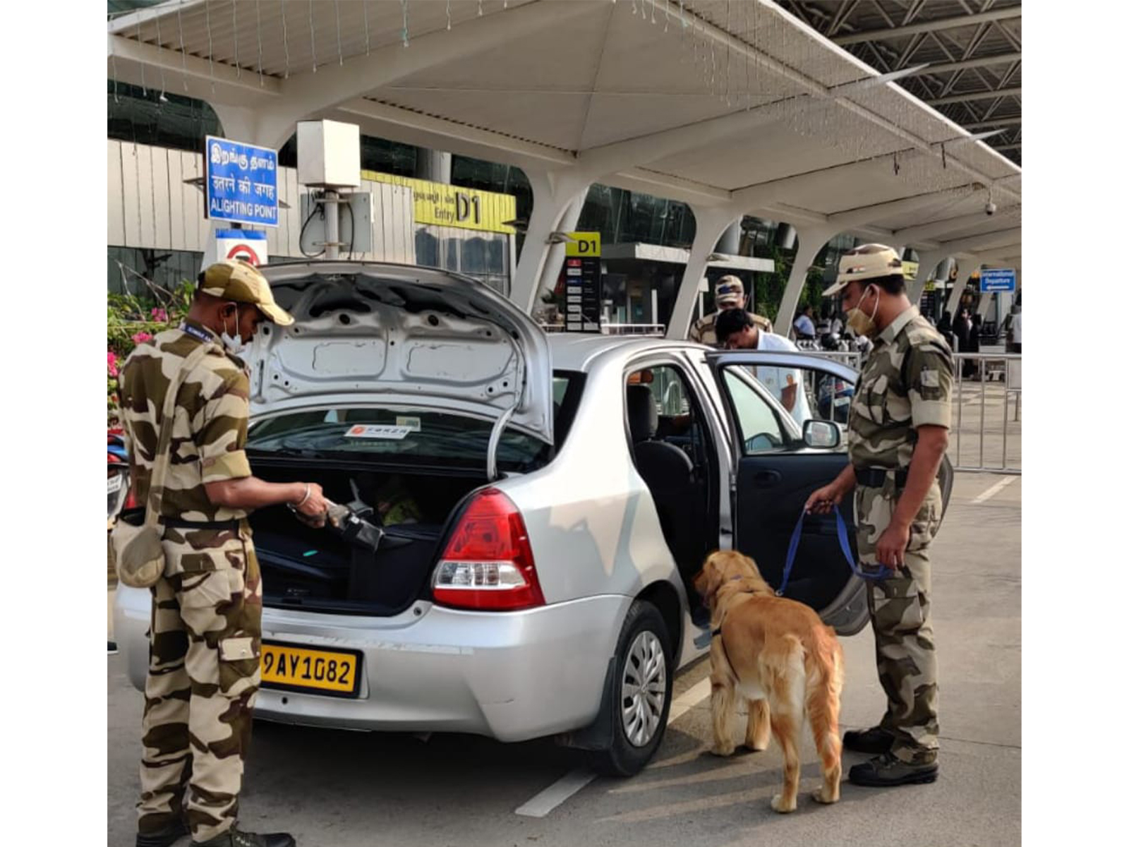 Security personnel searching a vehicle at Chennai Airport (Photo/ANI)