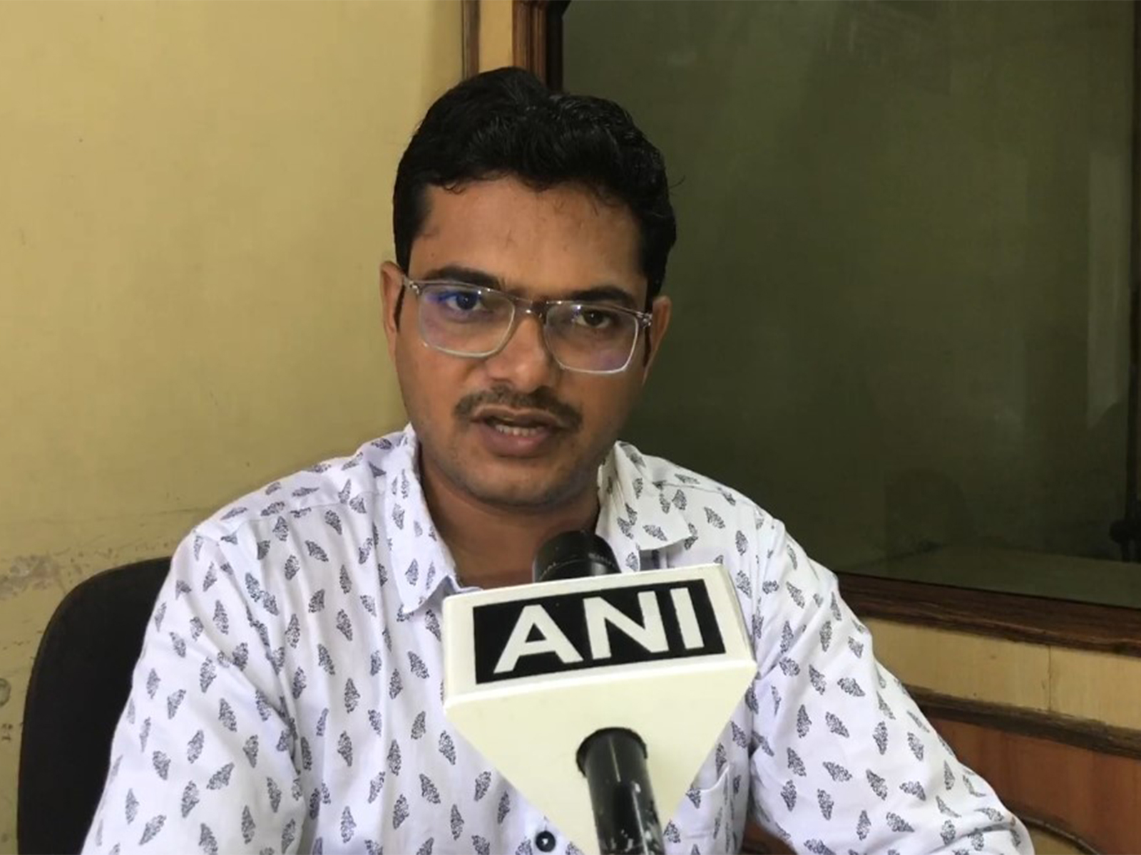 Drug Inspector, Sharad Kumar Jain (Photo/ANI) Drug Inspector, Sharad Kumar Jain (Photo/ANI)