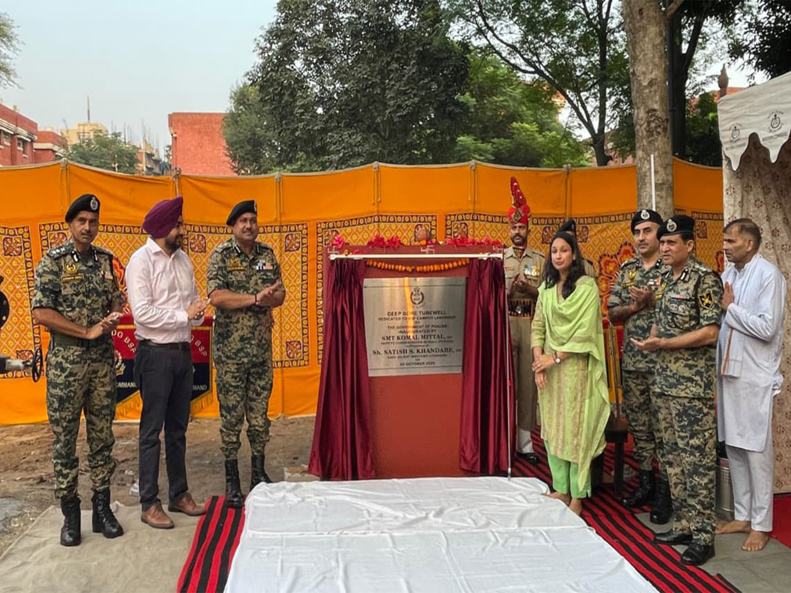 Officials inaugurate the 1100-feet-deep tube well at BSF Campus, Lakhnour (Photo/DPRO)