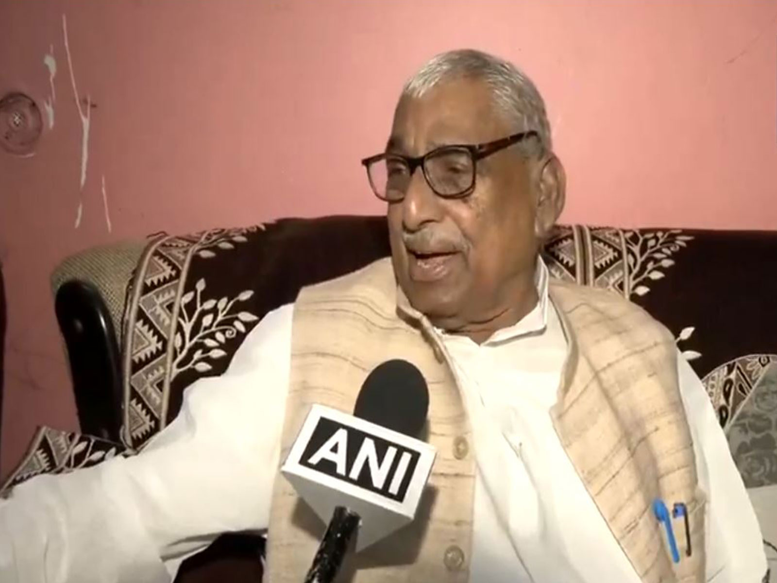 Uttar Pradesh Assembly Leader of Opposition Mata Prasad Pandey (Photo/ANI) Uttar Pradesh Assembly Leader of Opposition Mata Prasad Pandey (Photo/ANI)