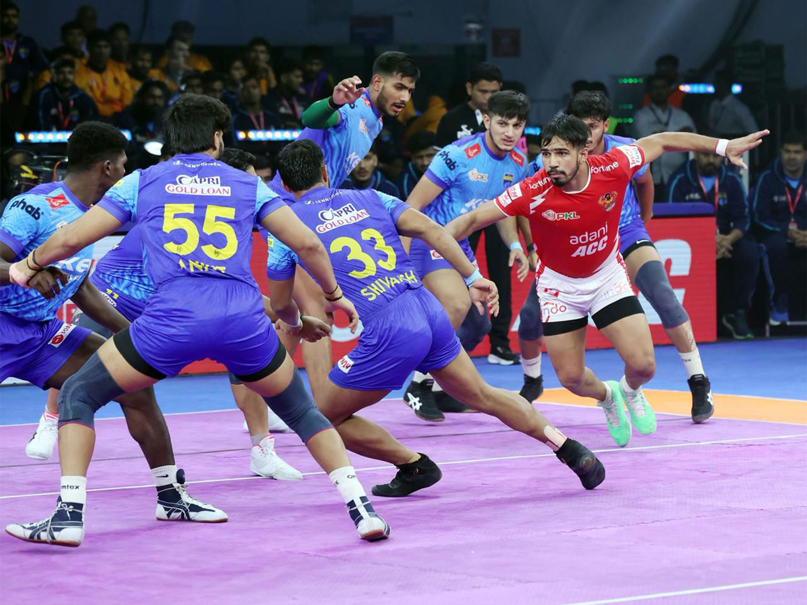 Players in action during the match (Photo: PKL) 