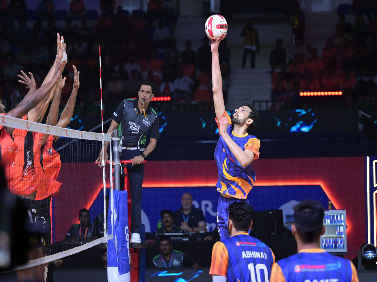 Ahmedabad Defenders and Delhi Toofans in action. (Photo: PVL) Ahmedabad Defenders and Delhi Toofans in action. (Photo: PVL)