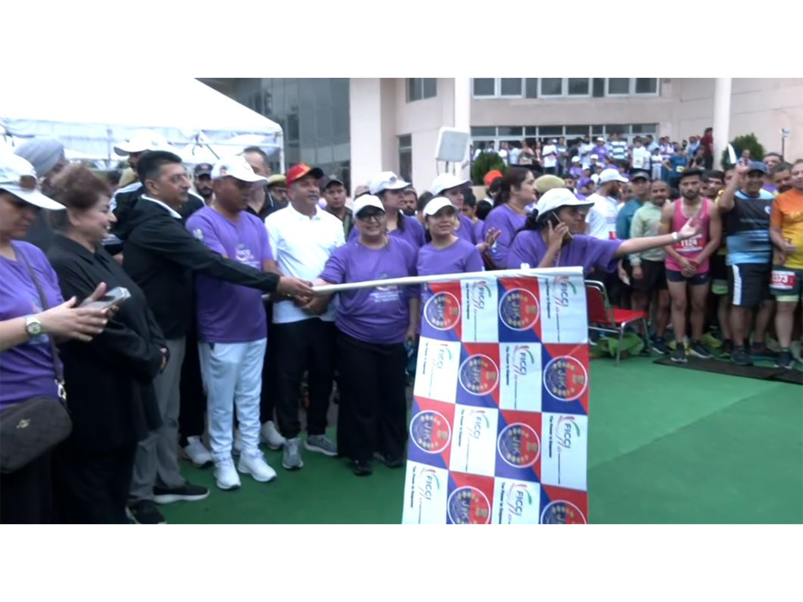 J-K Police, FICCI-FLO organise ‘Jammu Half Marathon’ against drug abuse (Photo/ANI)