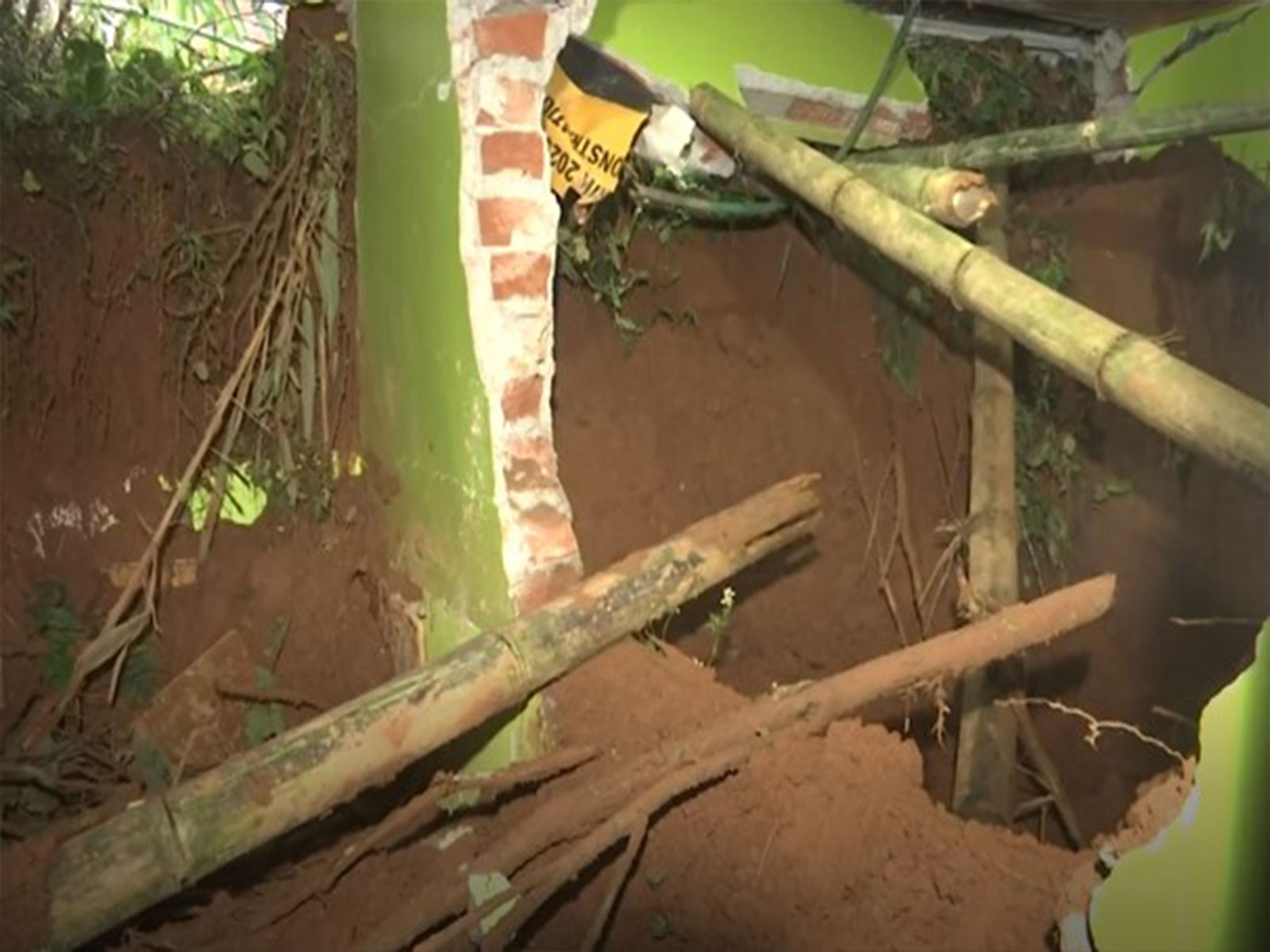 Visuals of the landslide in Darjeeling's Mirik (Photo/ANI)