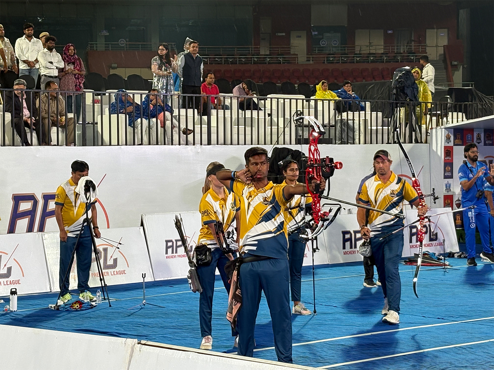 Rishabh Yadav in action. (Photo/APL)