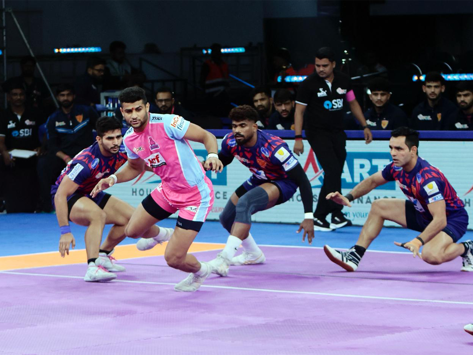 Players in action during PKL. (Photo/PKL)