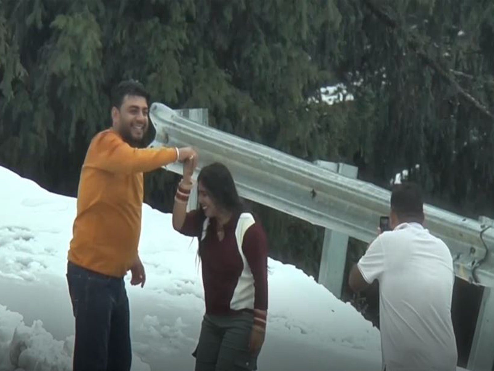 Tourists visit Guldanda meadow in Bhaderwah (Photo/ANI)