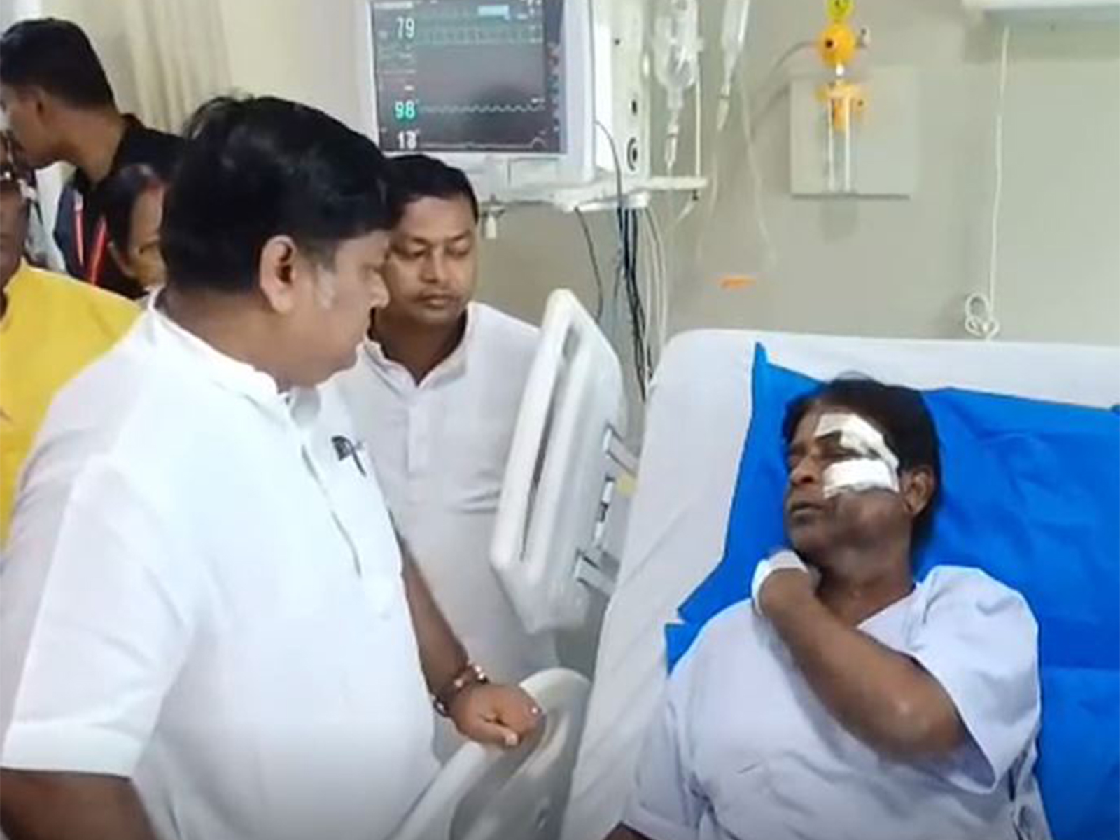 Union Minister Sukanta Majumdar meets BJP MP Khagen Murmu (Photo/ANI)