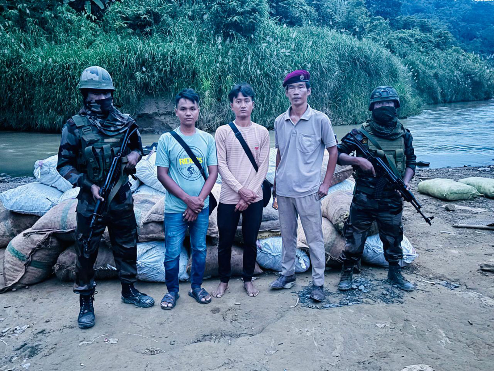 Assam Rifles recover Areca nuts worth Rs. 30.84 lakhs in Mizoram (Photo: Assam Rifles)
