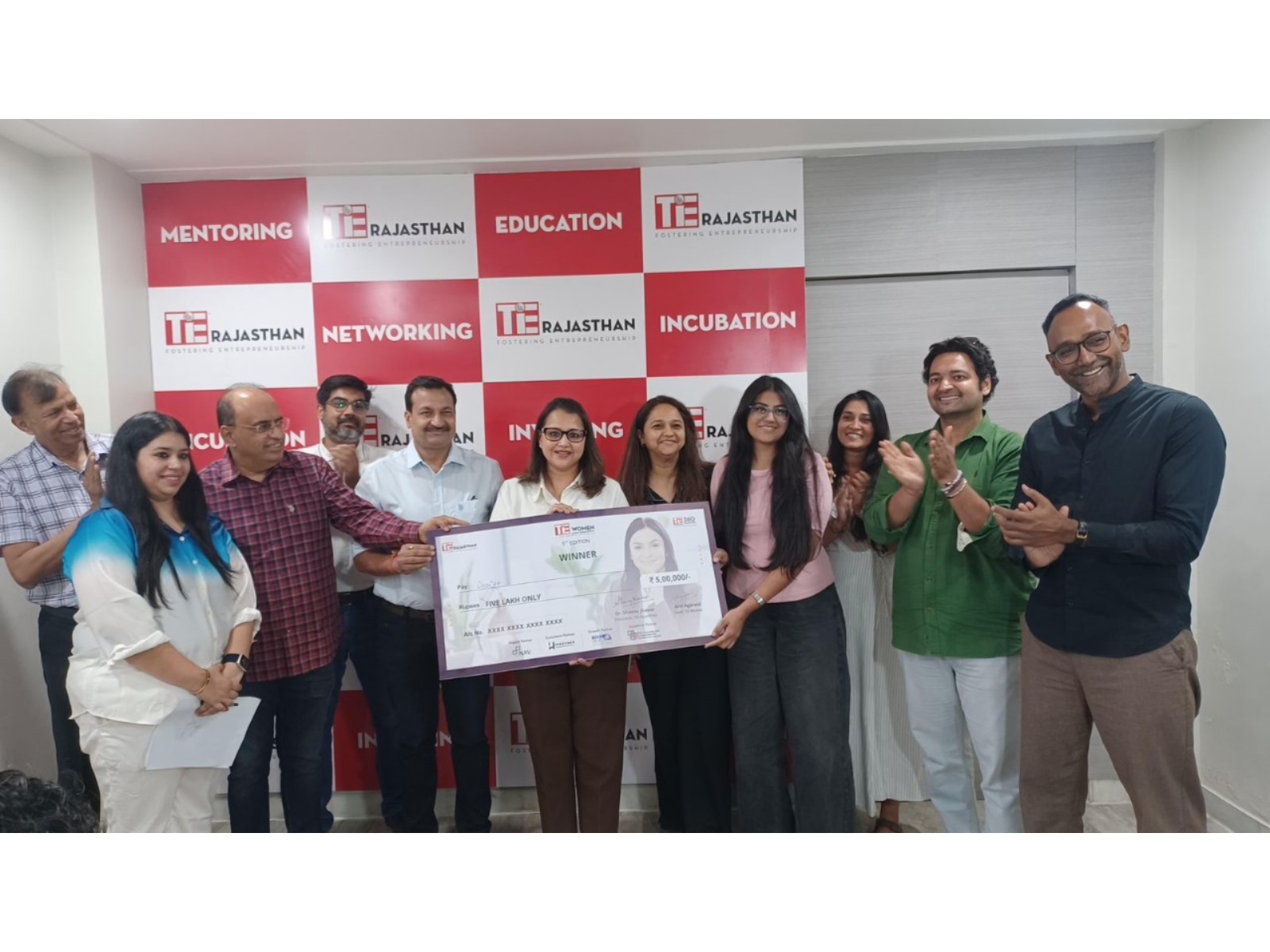 Winner Pooja Vishnoi Receives ₹5 Lakh Equity-Free Grant