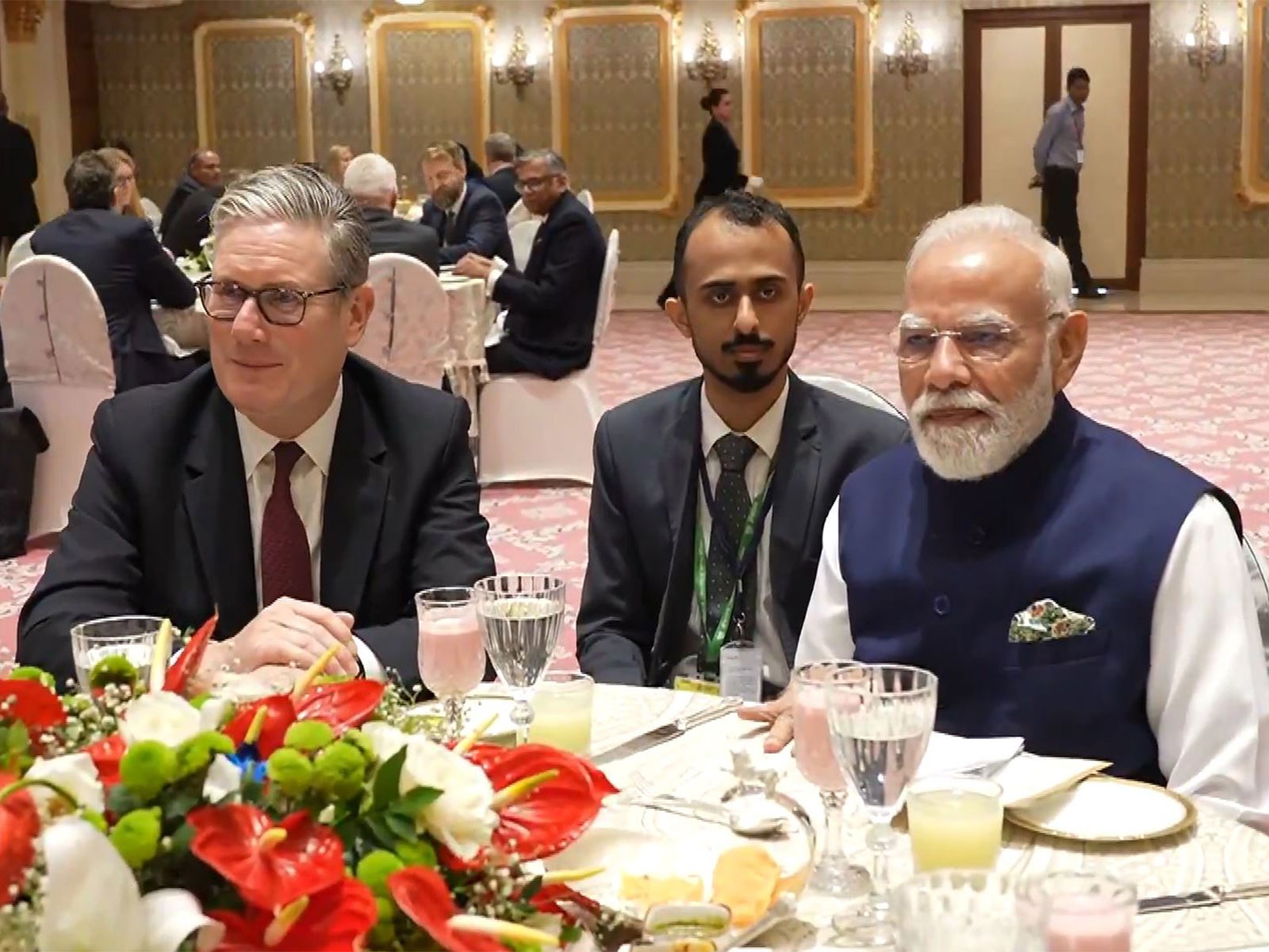 Prime Minister Narendra Modi with his British counterpart Keir Starmer (Photo/X@narendramodi)