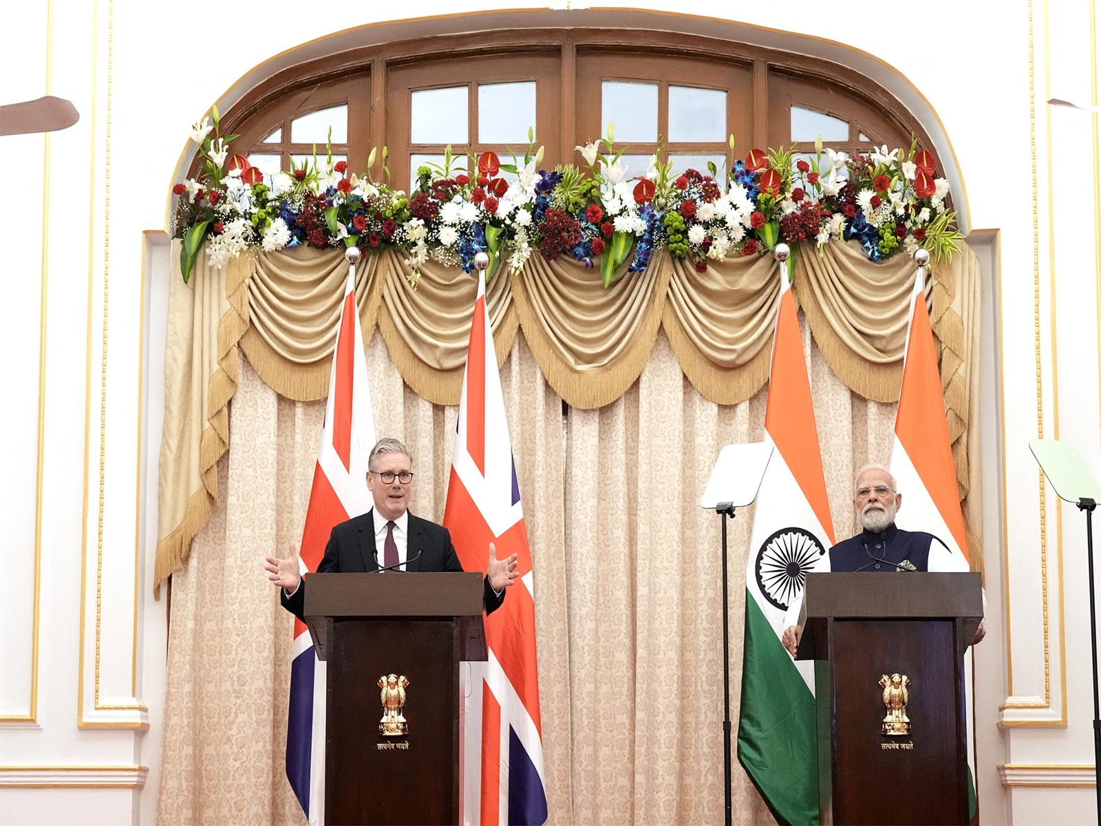 UK PM Keir Starmer and PM Narendra Modi (Photo/Reuters)