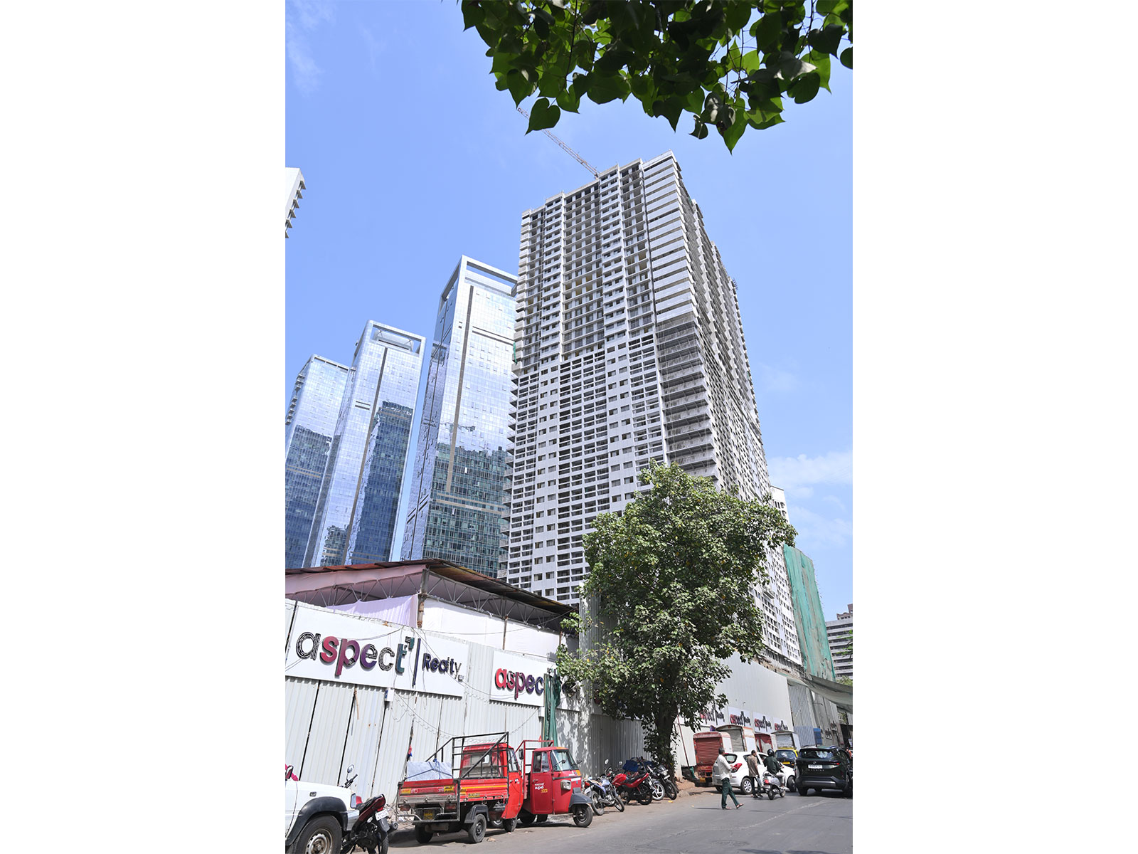 'Shivam' is an SRA project in Worli that is developed by Aspect Realty to rehabilitate over 600 slum-dweller families and provide them with well-furnished homes