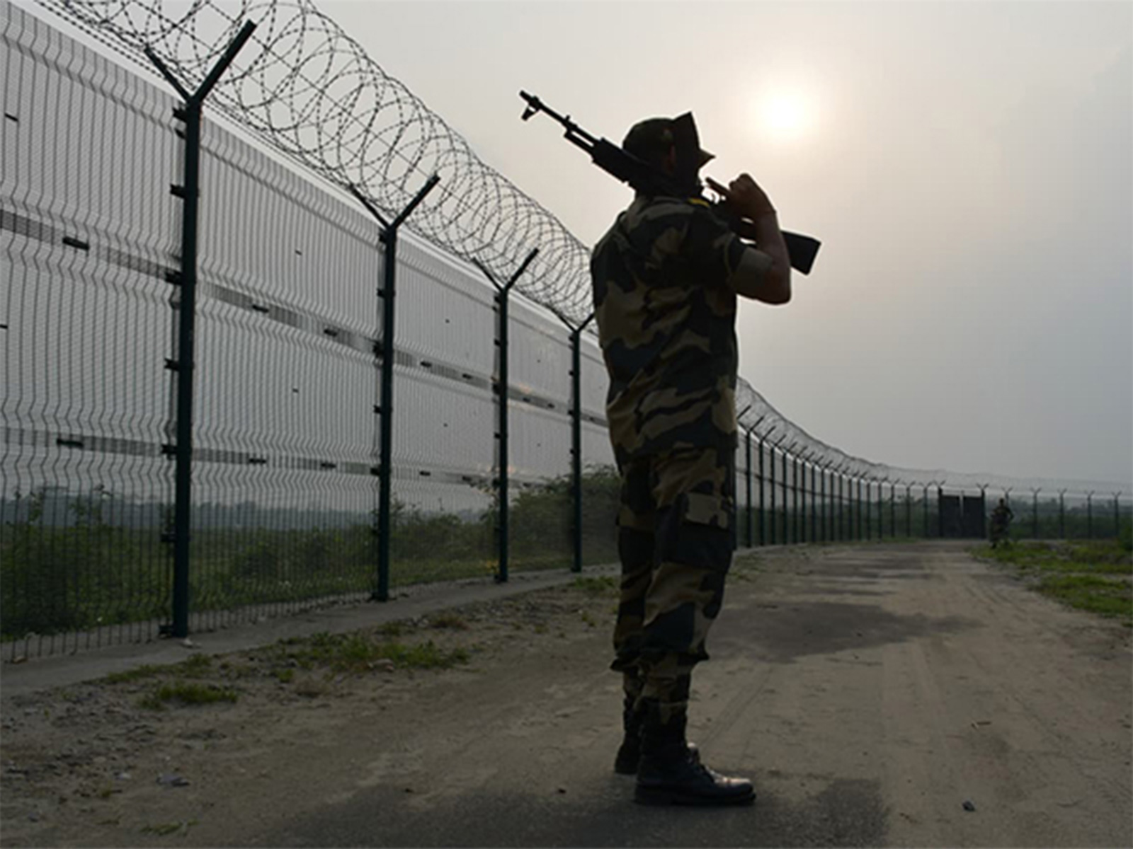 BSF official guarding the border (Photo/ANI)