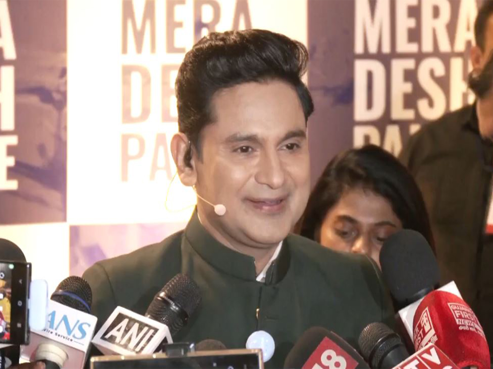 Lyricist Manoj Muntashir (Image source: ANI)