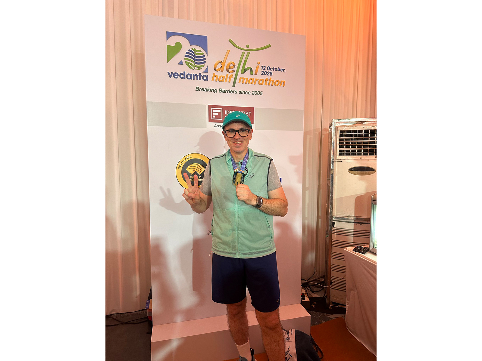 Jammu and Kashmir Chief Minister Omar Abdullah participated in Delhi Half Marathon 2025 (Photo: x/@OmarAbdullah)