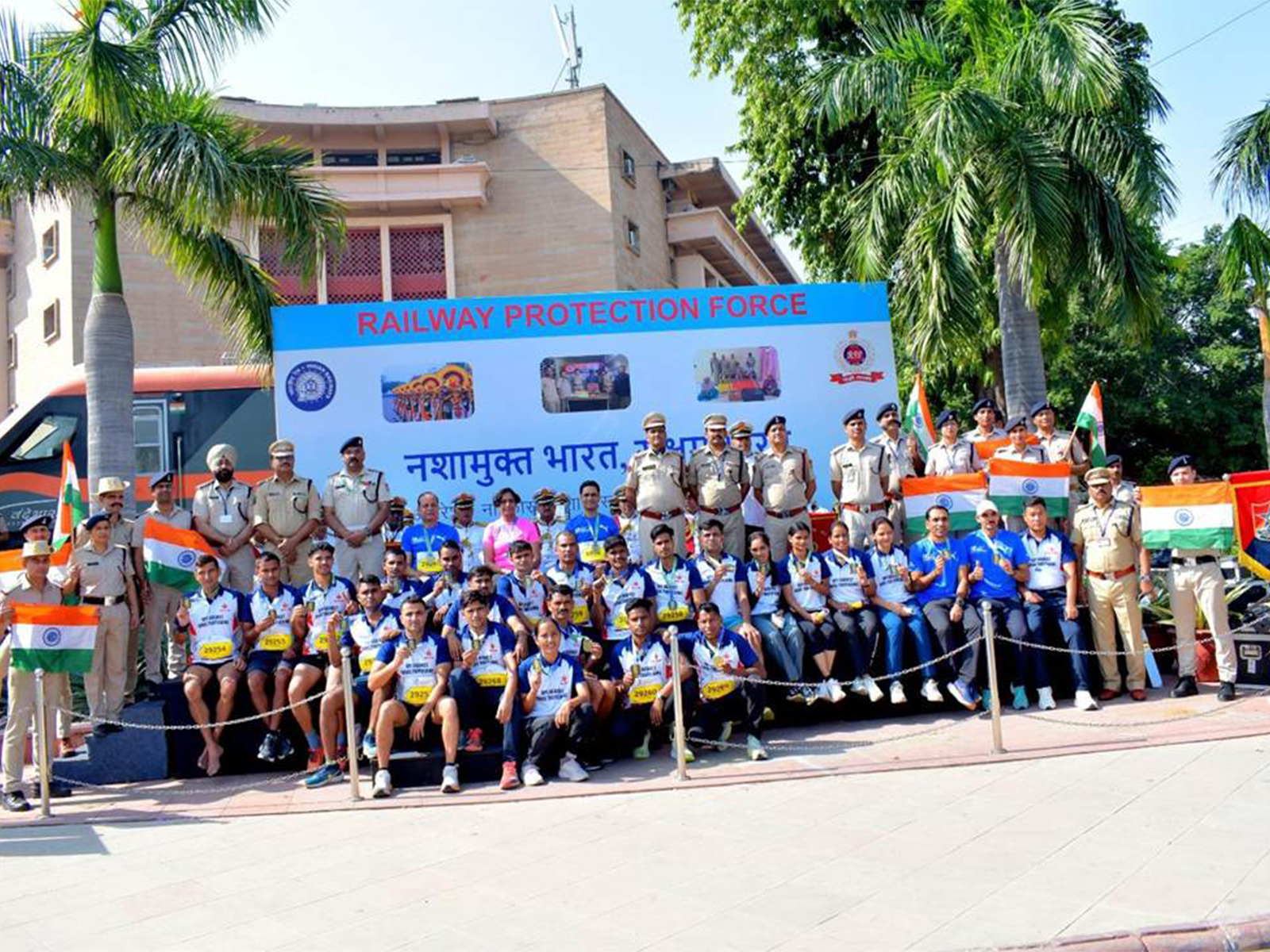 Railway Protection Force in the Vedanta Half Marathon 2025. (Photo/ANI) Railway Protection Force in the Vedanta Half Marathon 2025. (Photo/ANI)