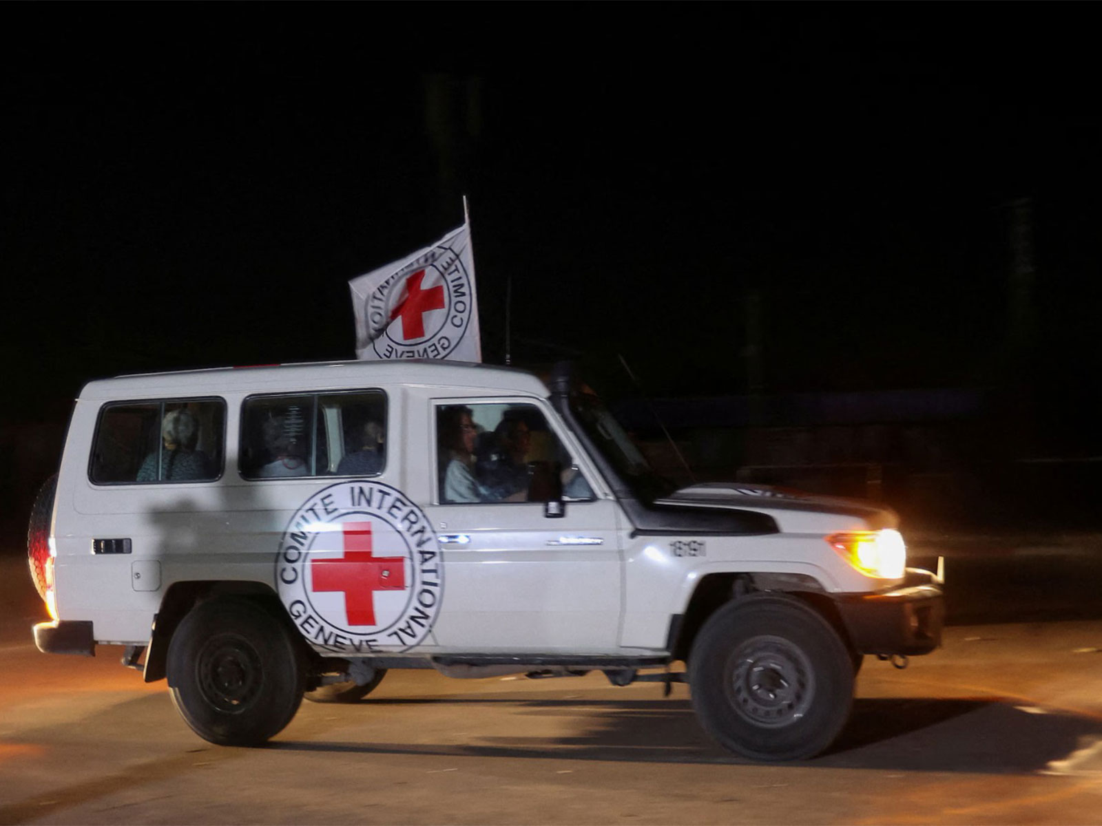 A Red Cross vehicle carrying abducted hostages by Hamas (File Photo/ Reuters)